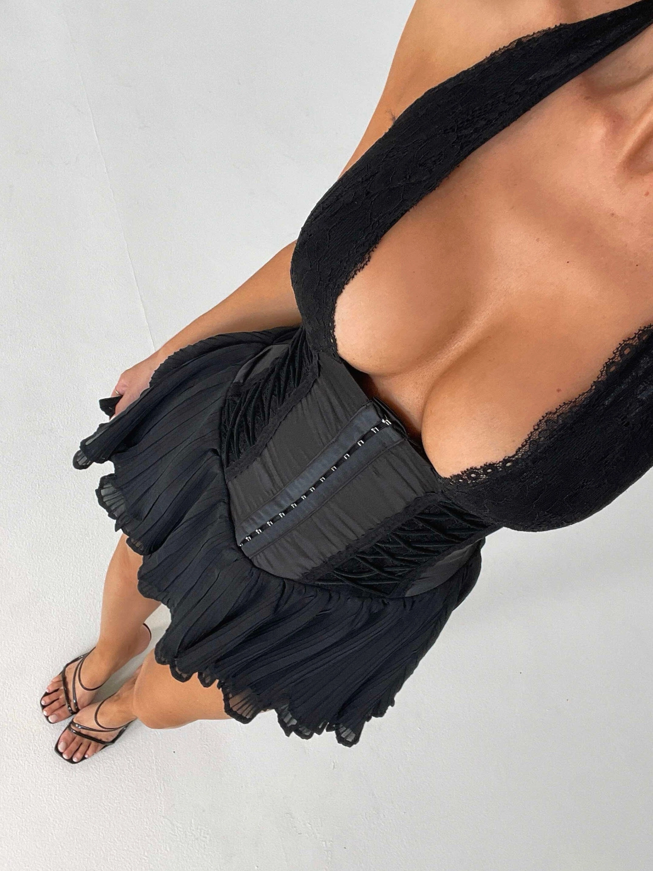 MON AMOUR MINI DRESS BLACK Cool Simplicity Natural Style