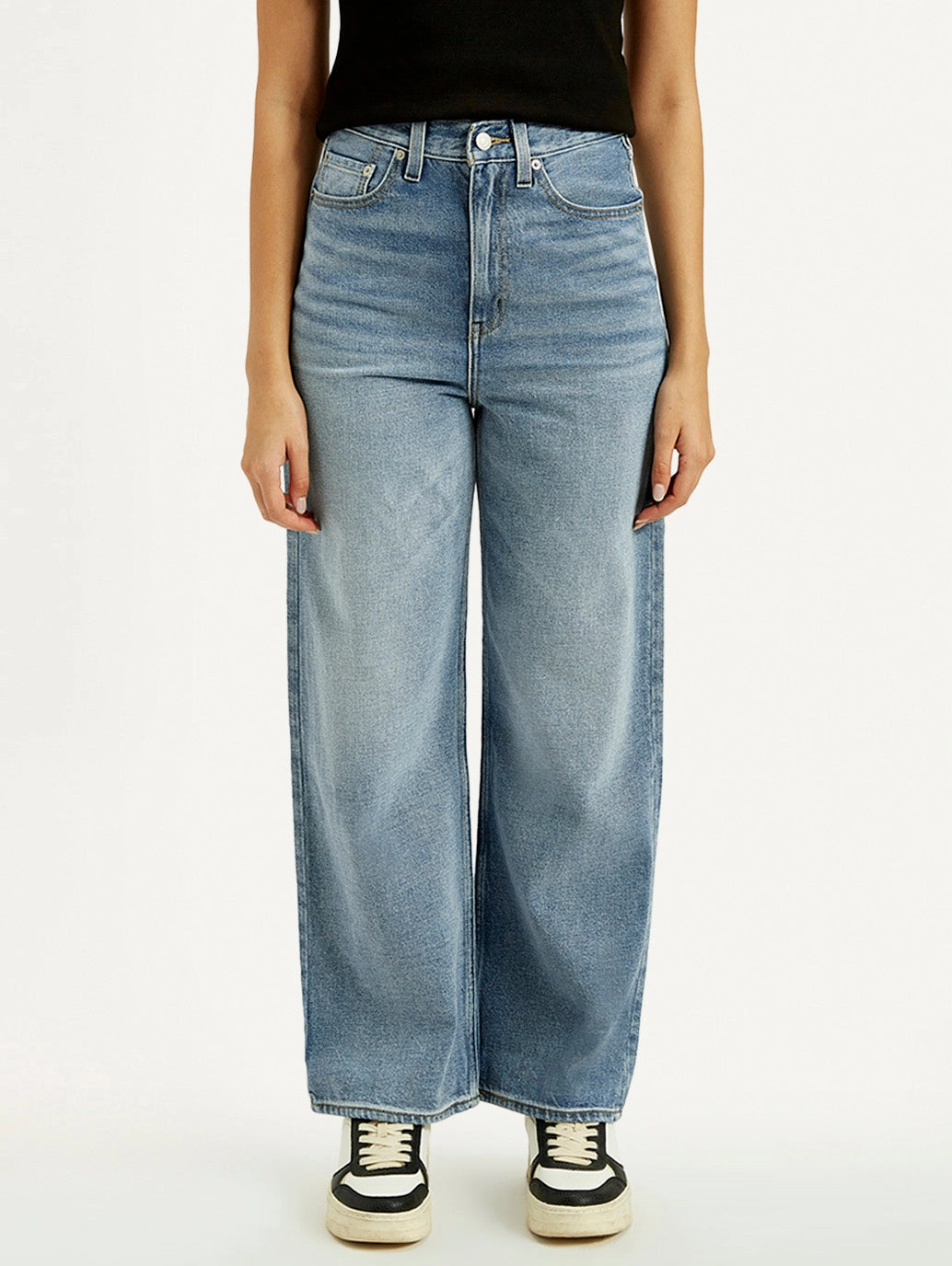 Women's Light Indigo Loose Fit High Rise Jeans Artist Vibe Travel Outfit