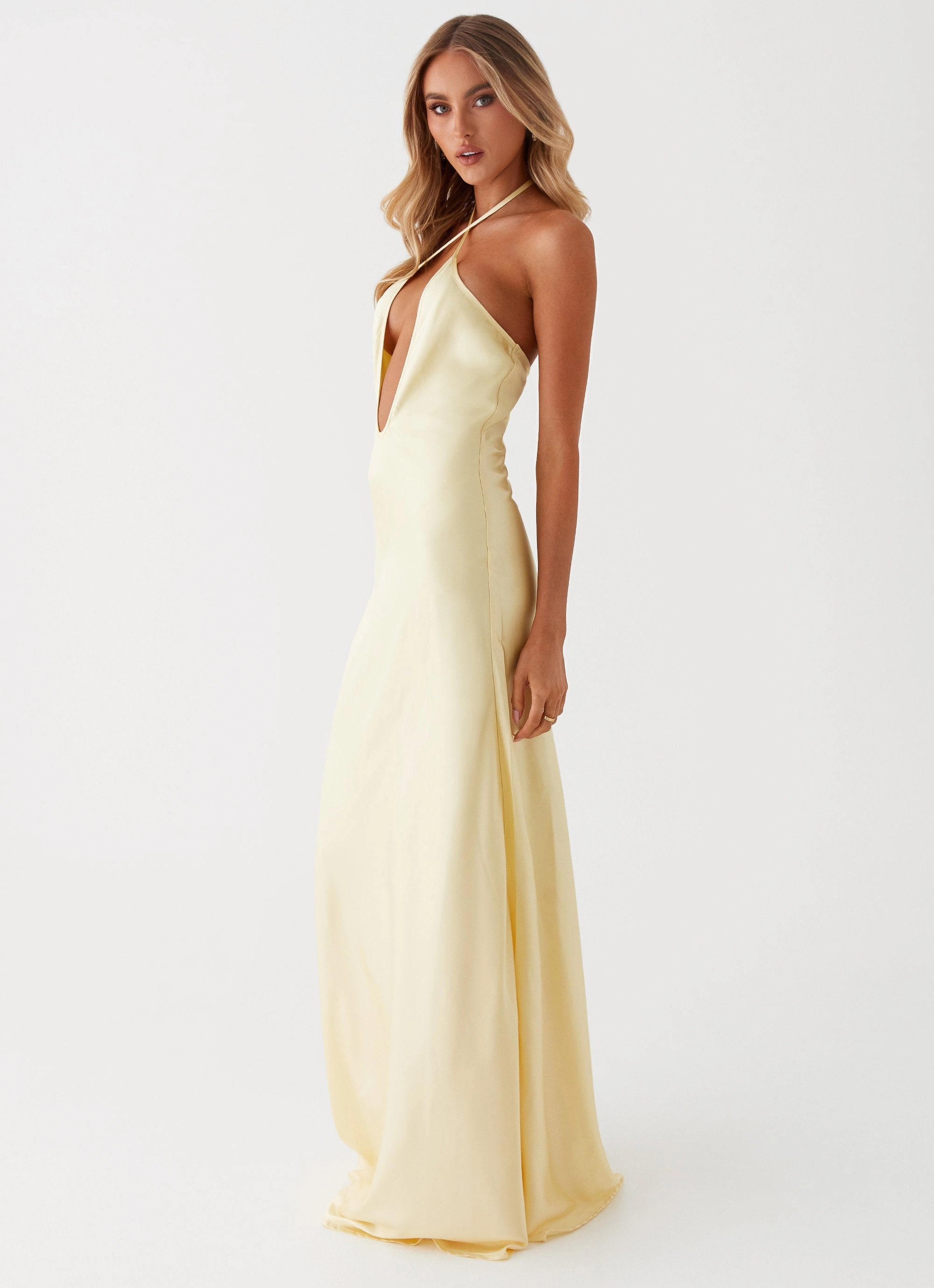 Noir Symphony Maxi Dress - Yellow Lounge Base Layered Fit