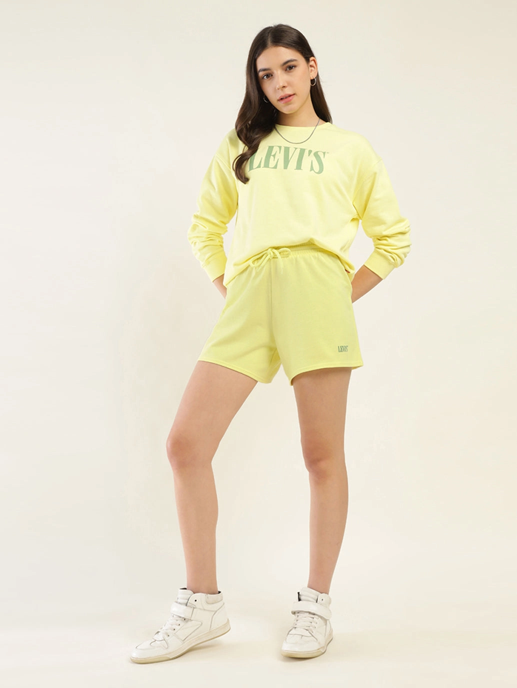 teenagers Women's Mid Rise Yellow?Regular Fit Shorts