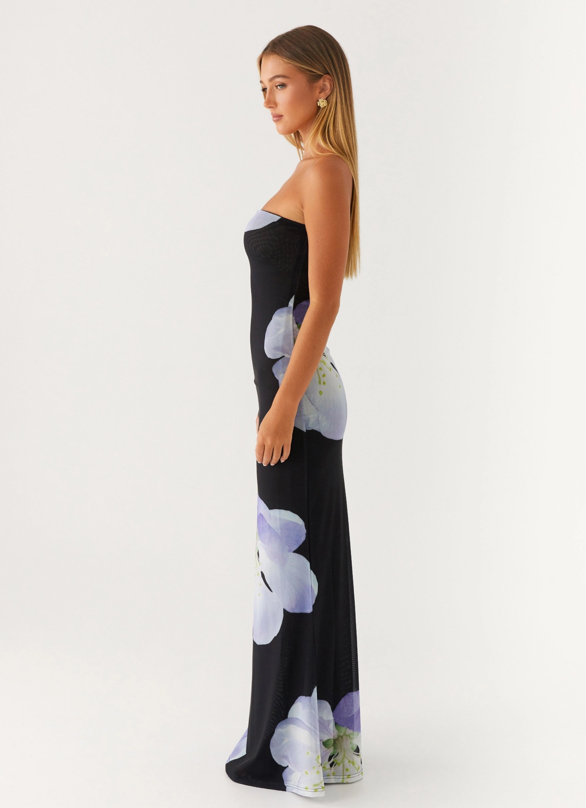 Square Neck Relaxed and stylish Jorja Maxi Dress - Flower Print