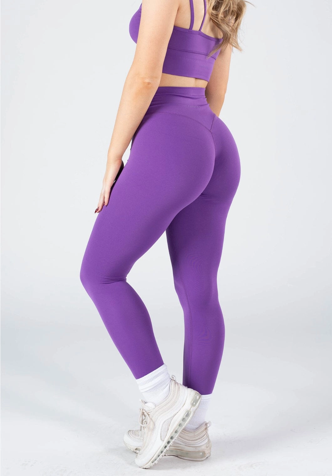 RecStretch? Levitate Sculptseam? Plus Legging Horizon Buttery Soft Texture