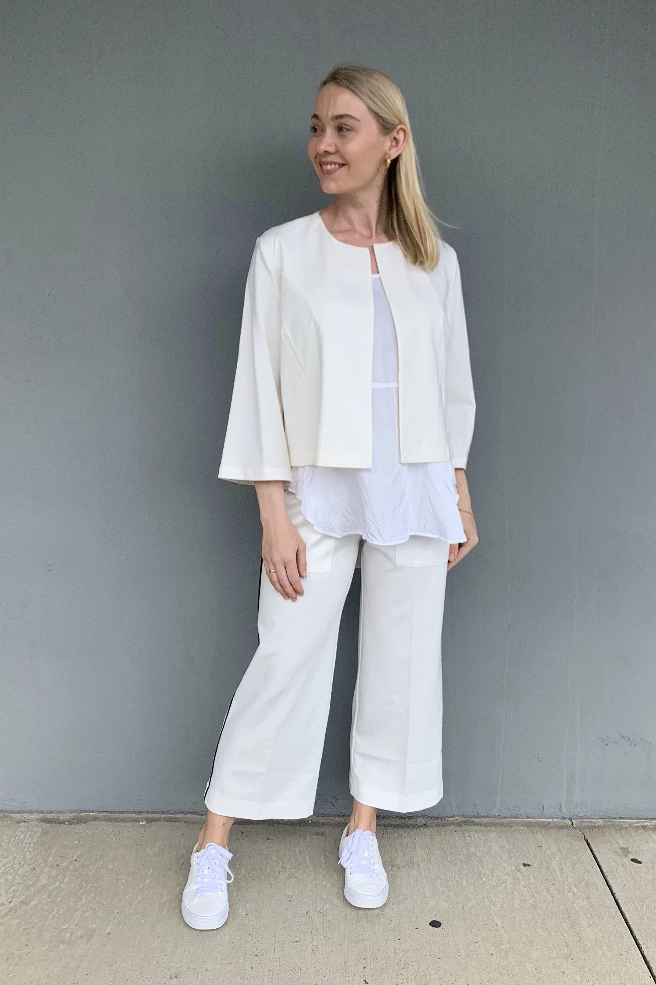 Modern Travel Look Light Reflective Logos Peruzzi - S24199 Edge To Edge Jacket