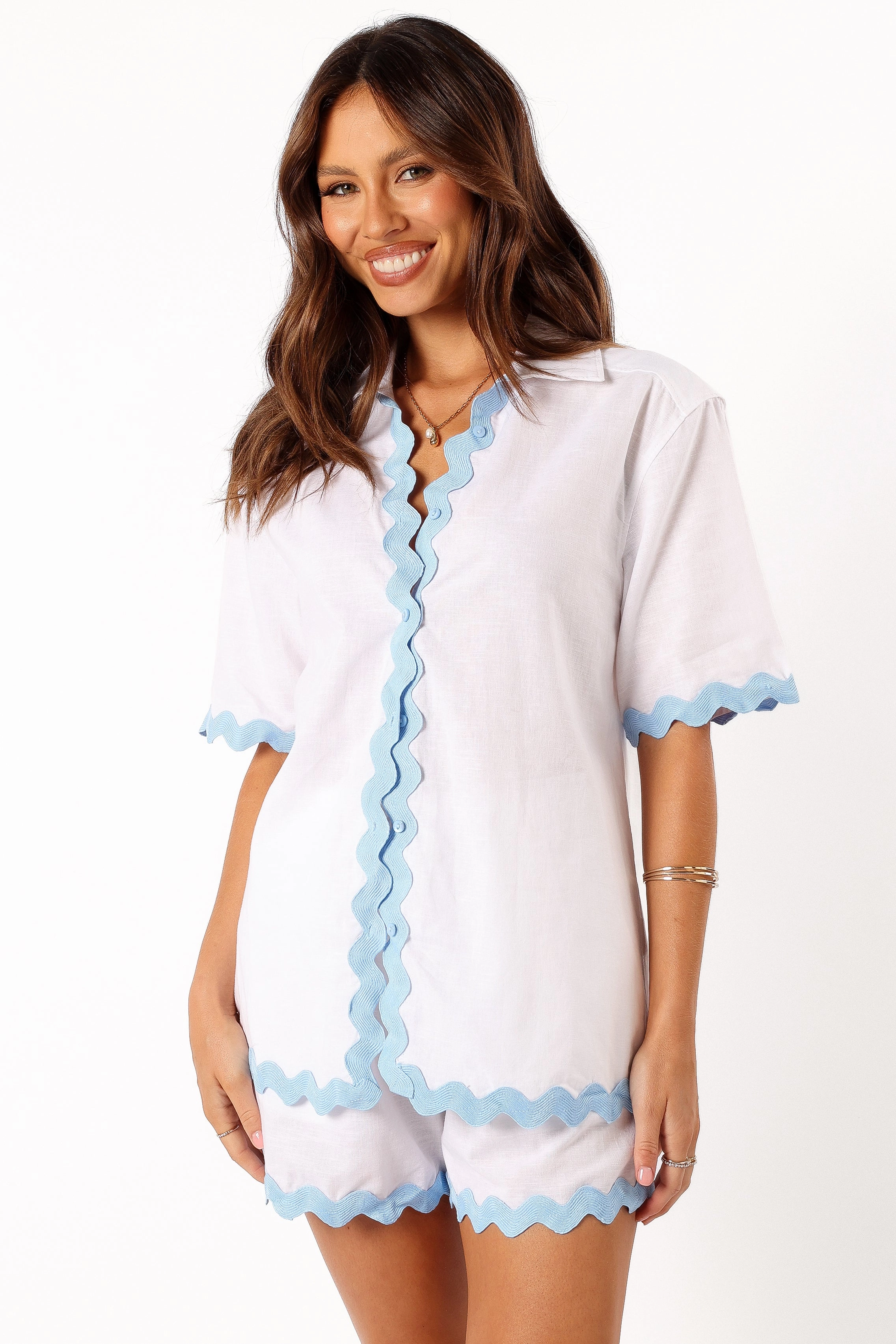 Harry Shirt - White Blue checkered pattern