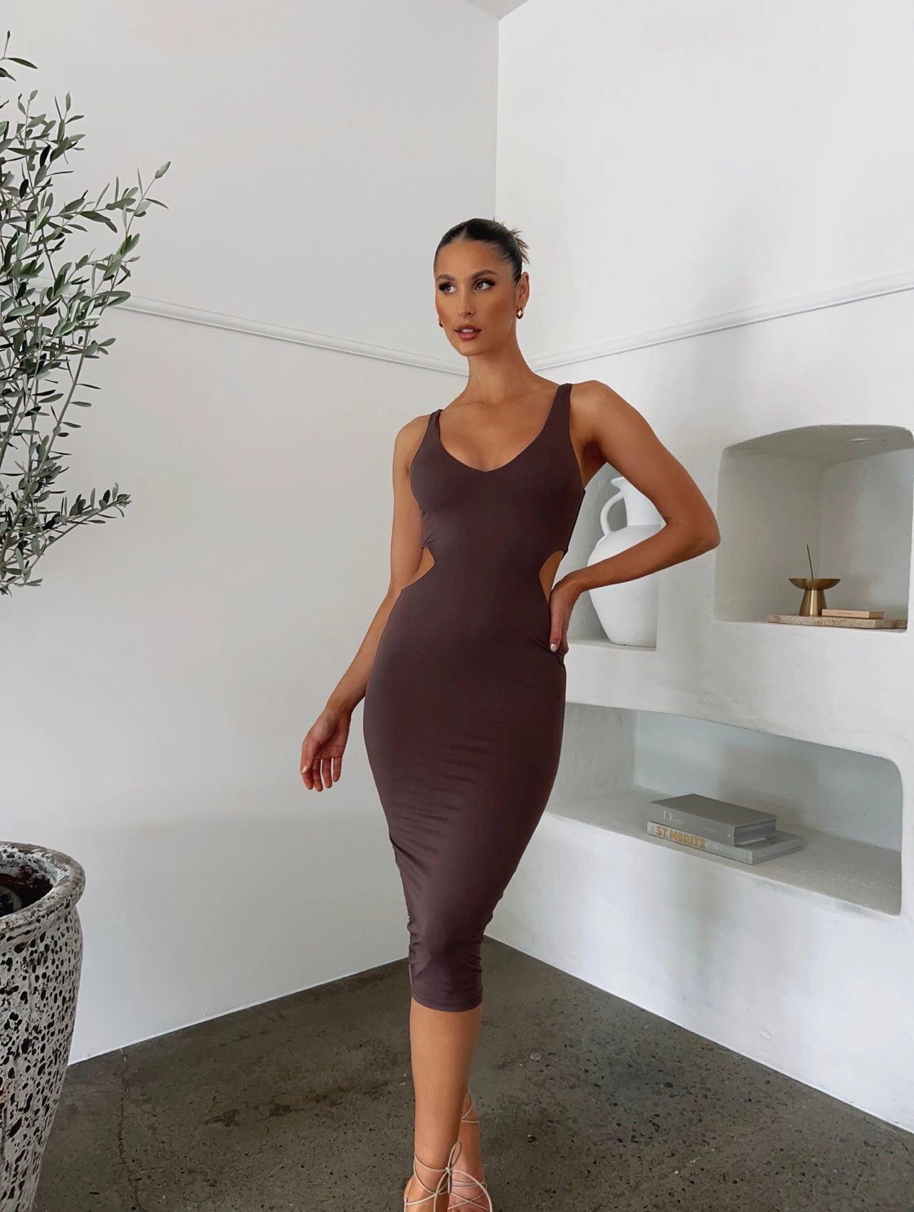 POPPY MIDI DRESS MOCHA - OUTCAST EXCLUSIVES Chill Wear