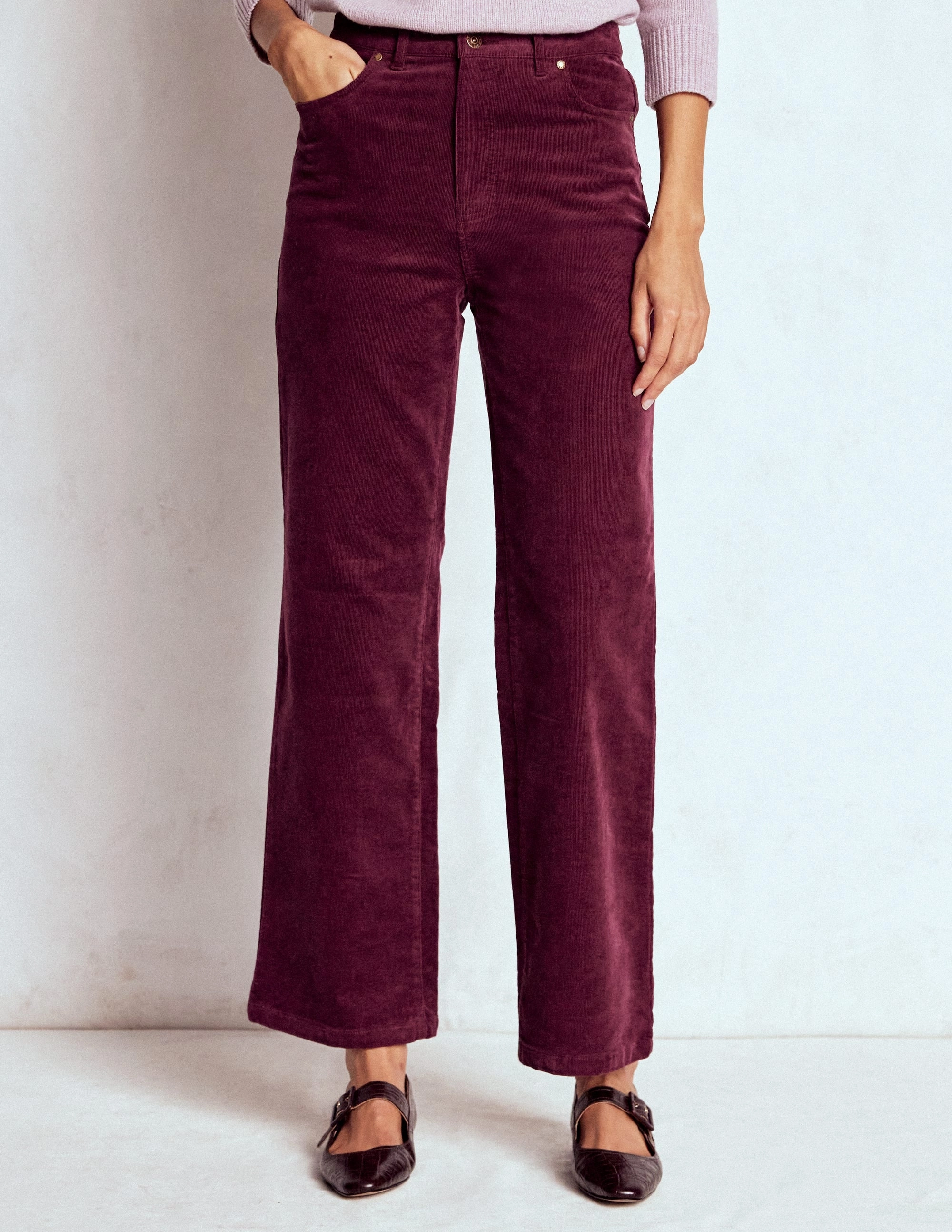 Adaptable Design 5-Pocket Cord Column Jeans-Burgundy