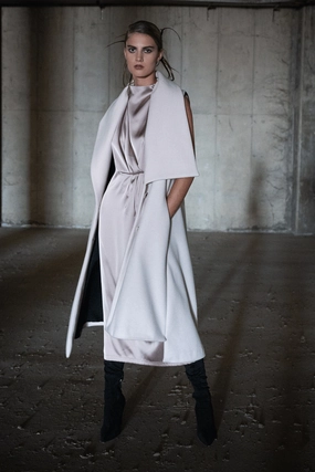 Lotus Eaters - CO1 Makia Coat AbrasionResistantSurface