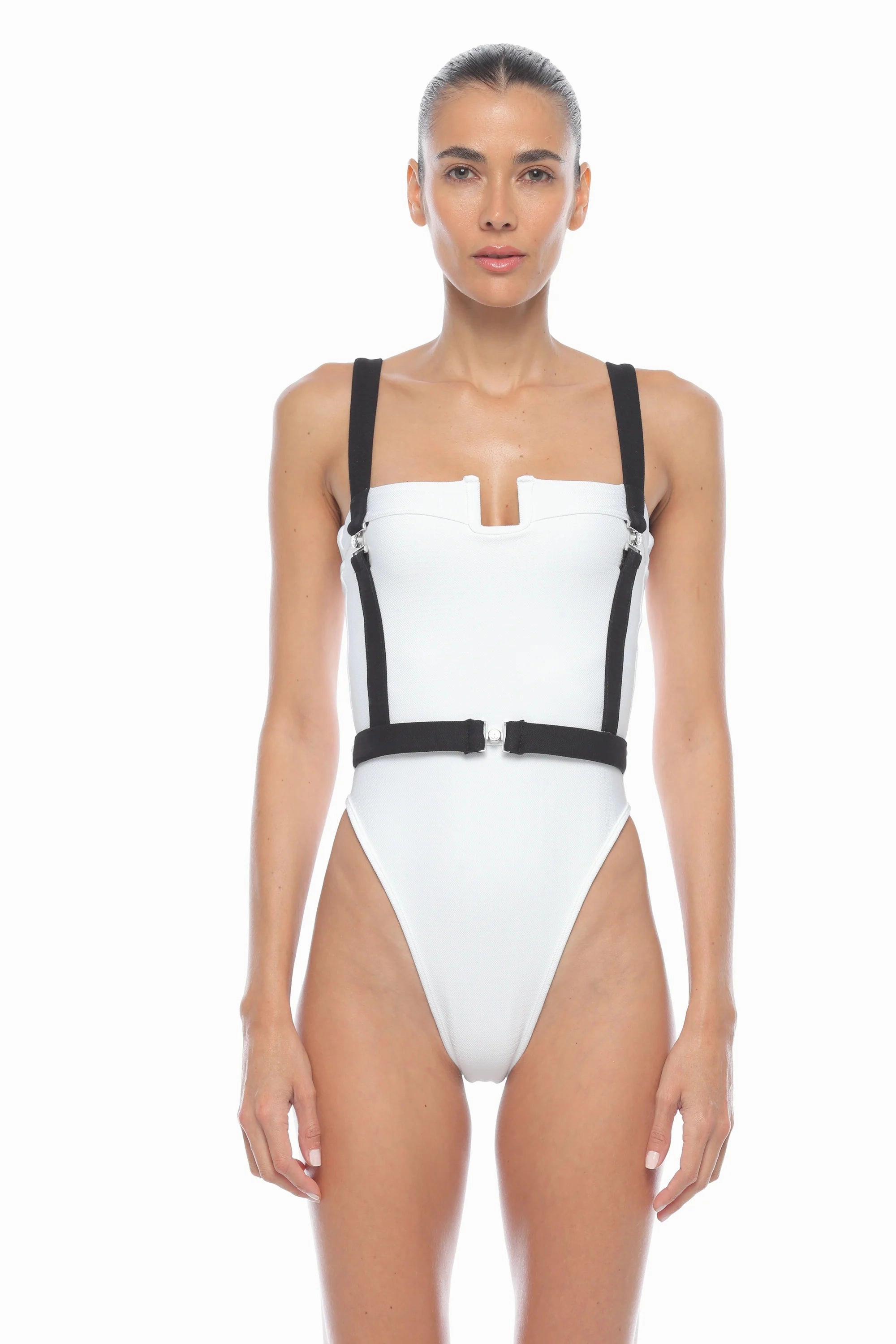 Leti One Piece HL Breezy-Fabric