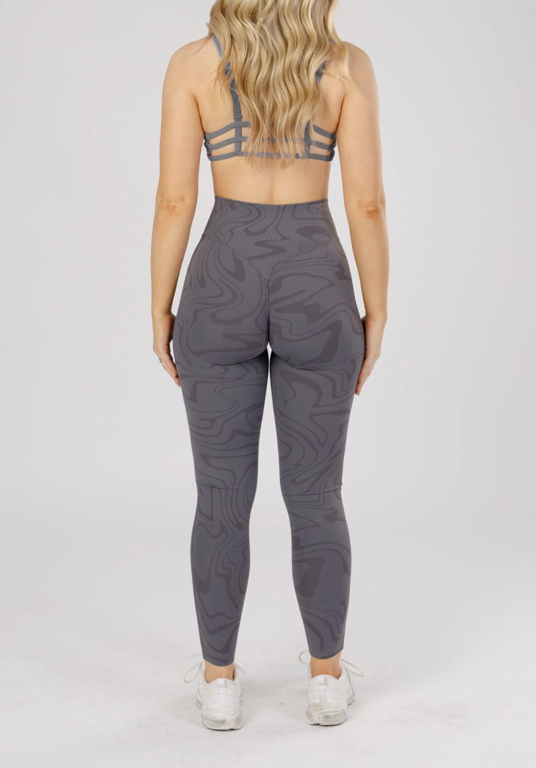 RecStretch? DesB High Flow Sculptseam? Plus Legging Groove Comfortable Fit Design Travel Ease