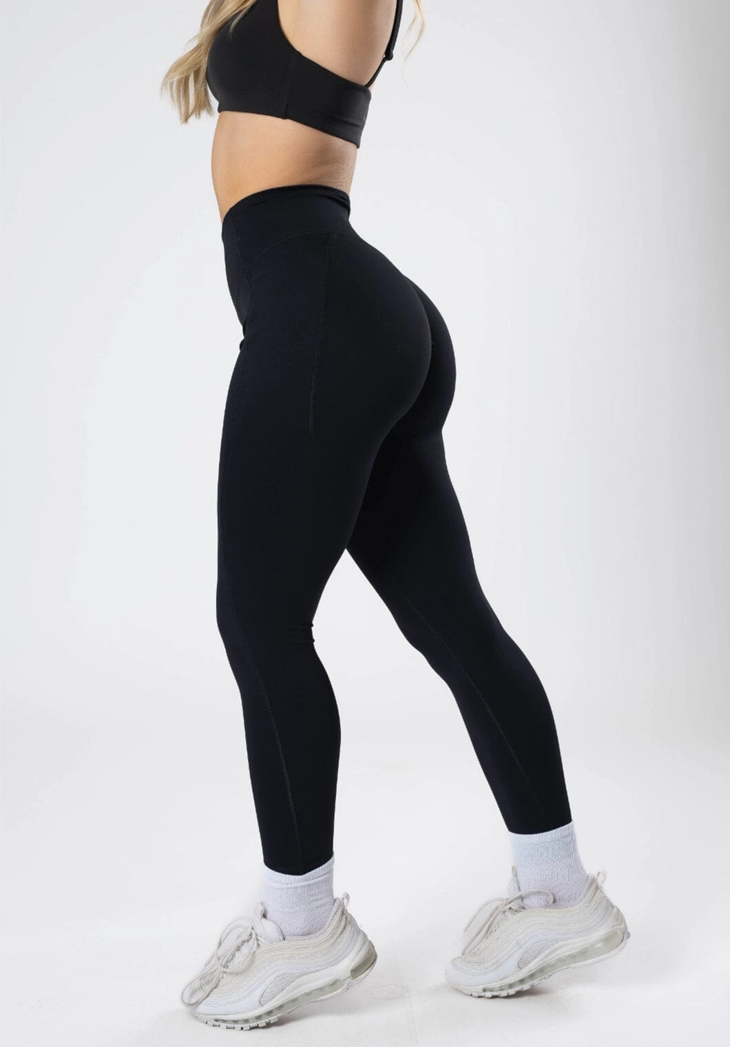 Budget Friendly Fade Resistant RecStretch? Empower Sculptseam? Plus Pocket Legging Black