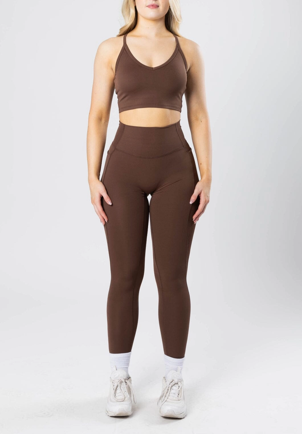 RecStretch? Empower Sculptseam? Plus Pocket Legging Coconut Chic Performance Fit Active Lifestyle Dance Practice
