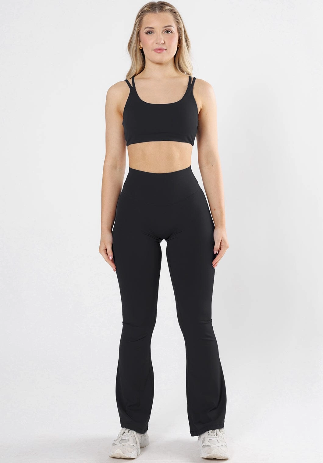 RecStretch? Original Sculptseam? Plus Essential Flare Legging 31" Black Seamless Design Weekend Trip