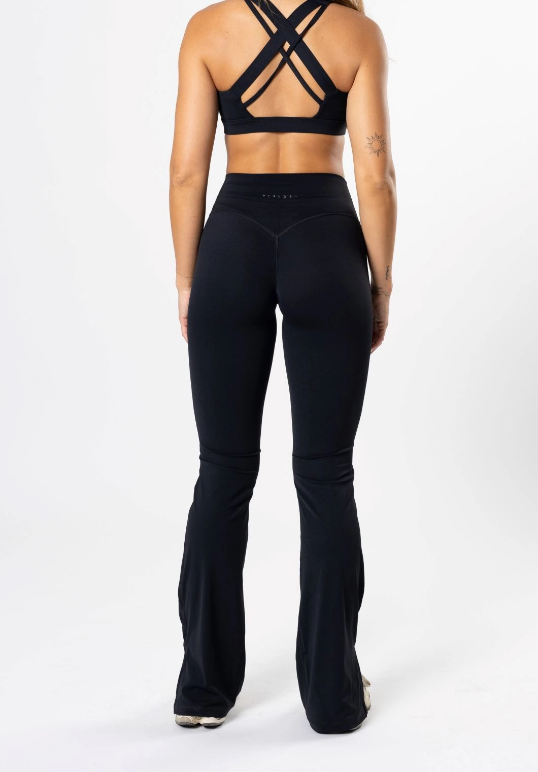 Soft Touch City Walk High Waist Comfort Seeker RecStretch Original Sculptseam? Plus Flare Legging 34" Black