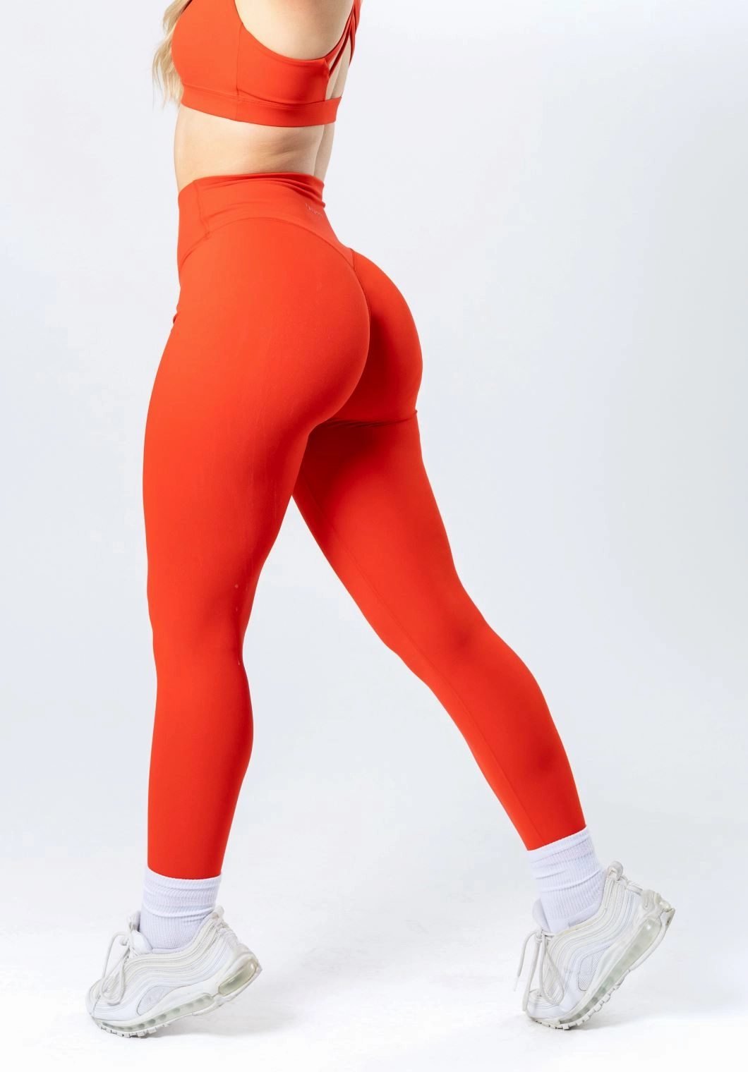 Weekend Outfit RecStretch Original Sculptseam? Plus Legging Hot Shot