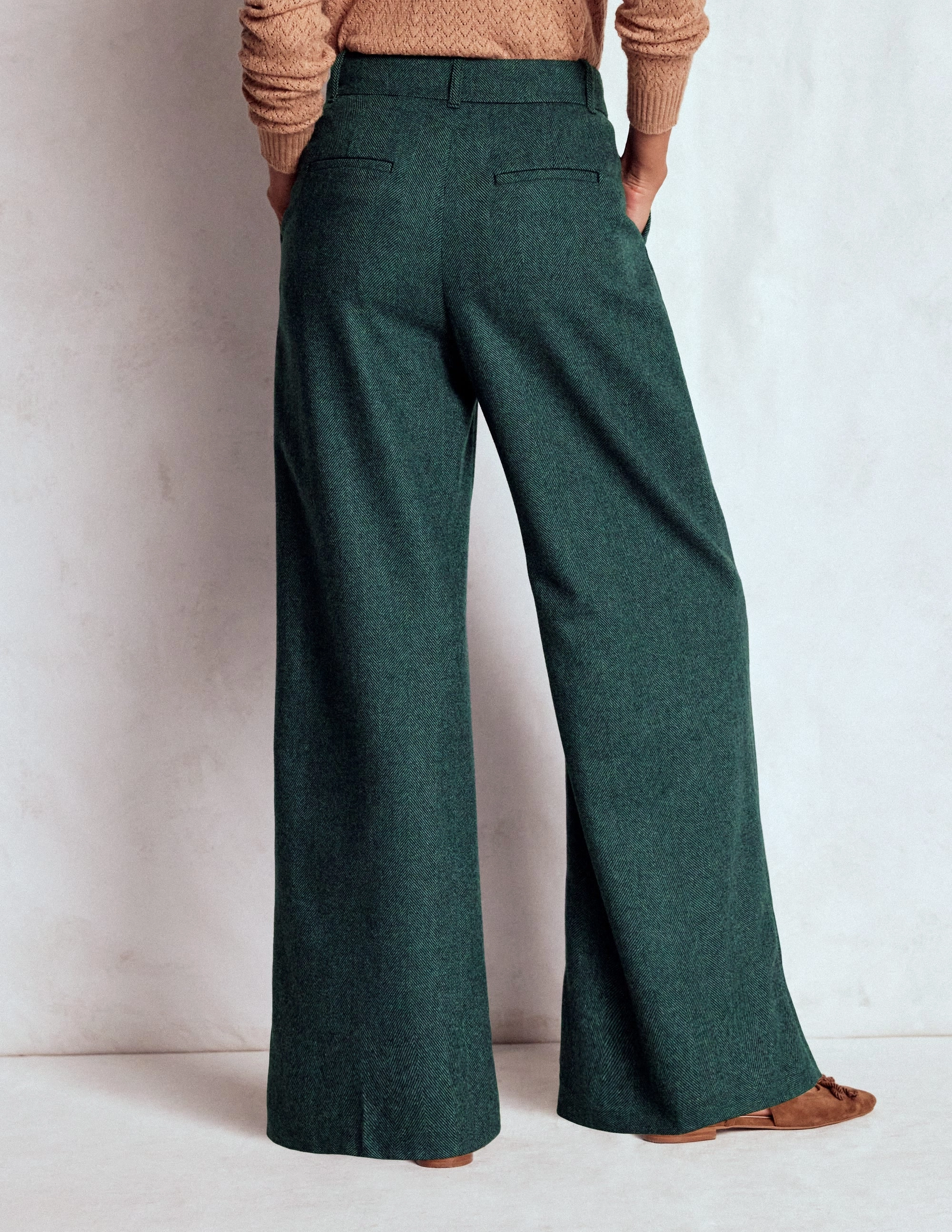 Durable Material All Season Fit Kensington Wool Trousers-Green and Navy Herringbone