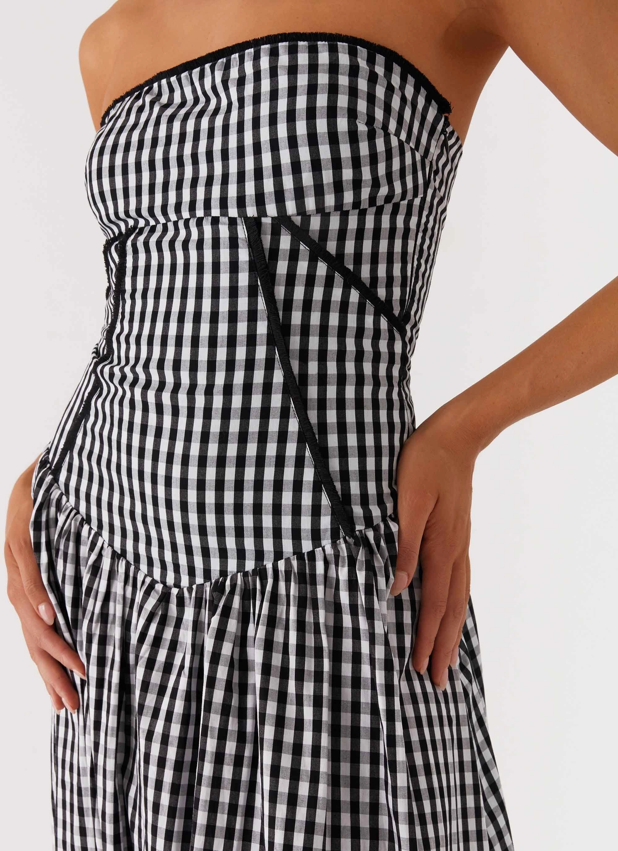Larnie Midi Dress - Black Gingam Light Silhouette