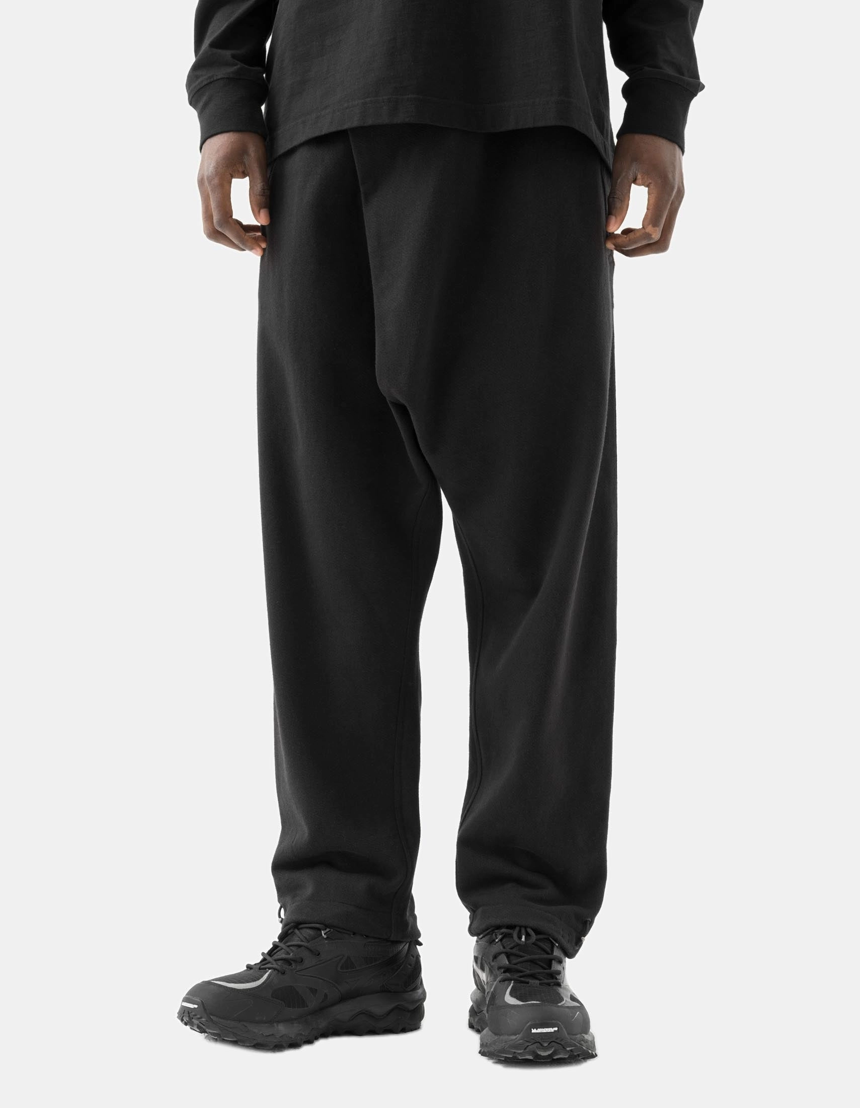 7091 Bering Strait Embroidered Asym Sweatpants Black ErgonomicArticulatedDesign Multi-way wear