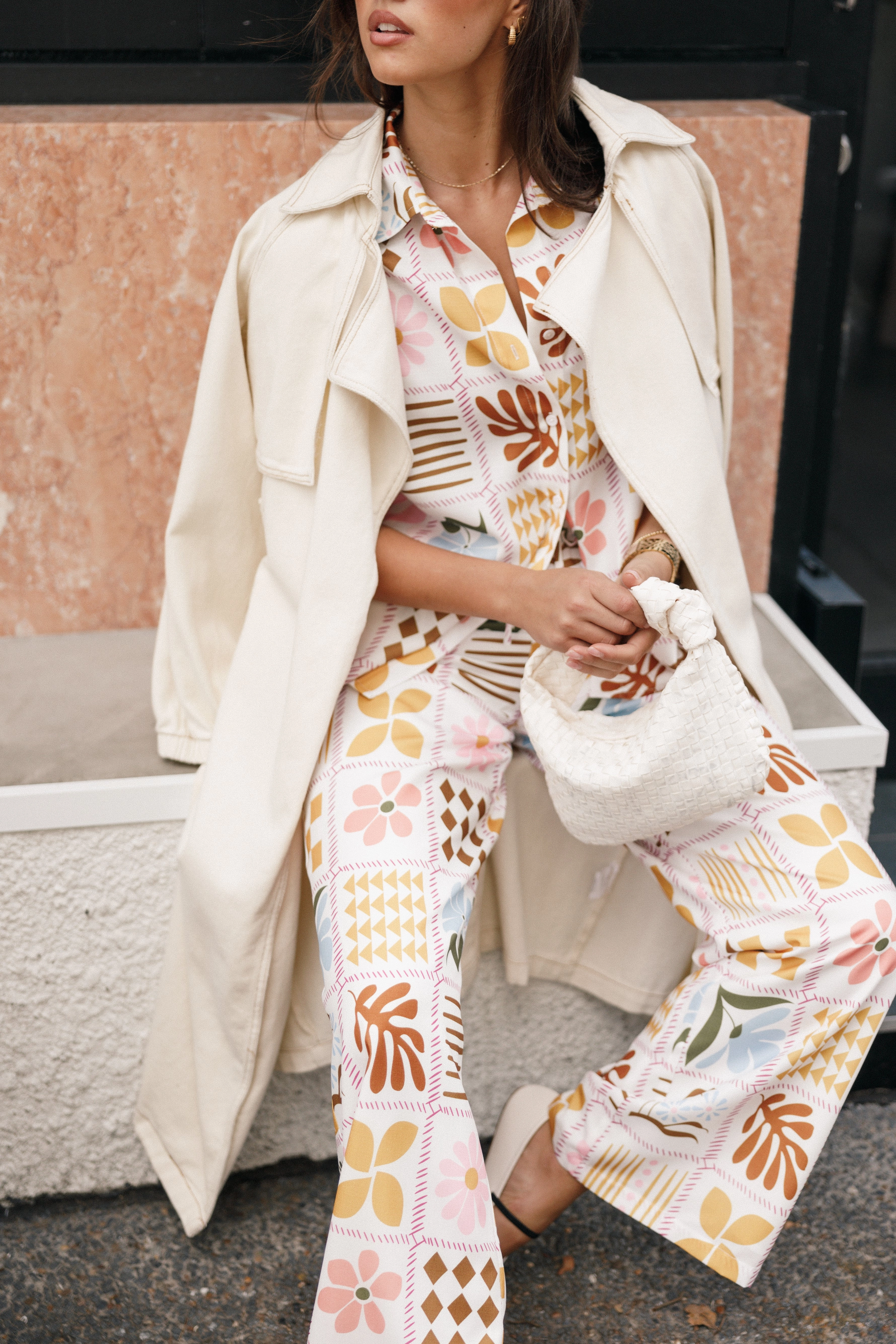 Anti Cling Fabric Stretchy Cloth Shay Top - White Multi