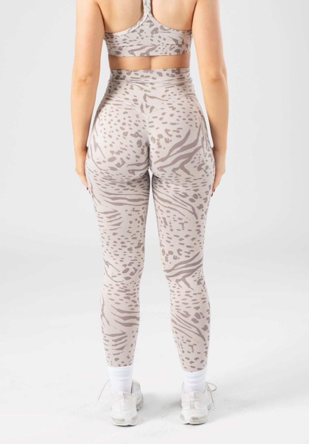 Reluna Crossover Sculptseam? Legging Snow Leopard No Gap Waistline Shape Support