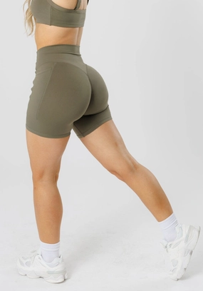 Reluna Empower Sculptseam?  Plus Pocket Short 6?? Everglades barbecue outfit Laser Cut Perforations