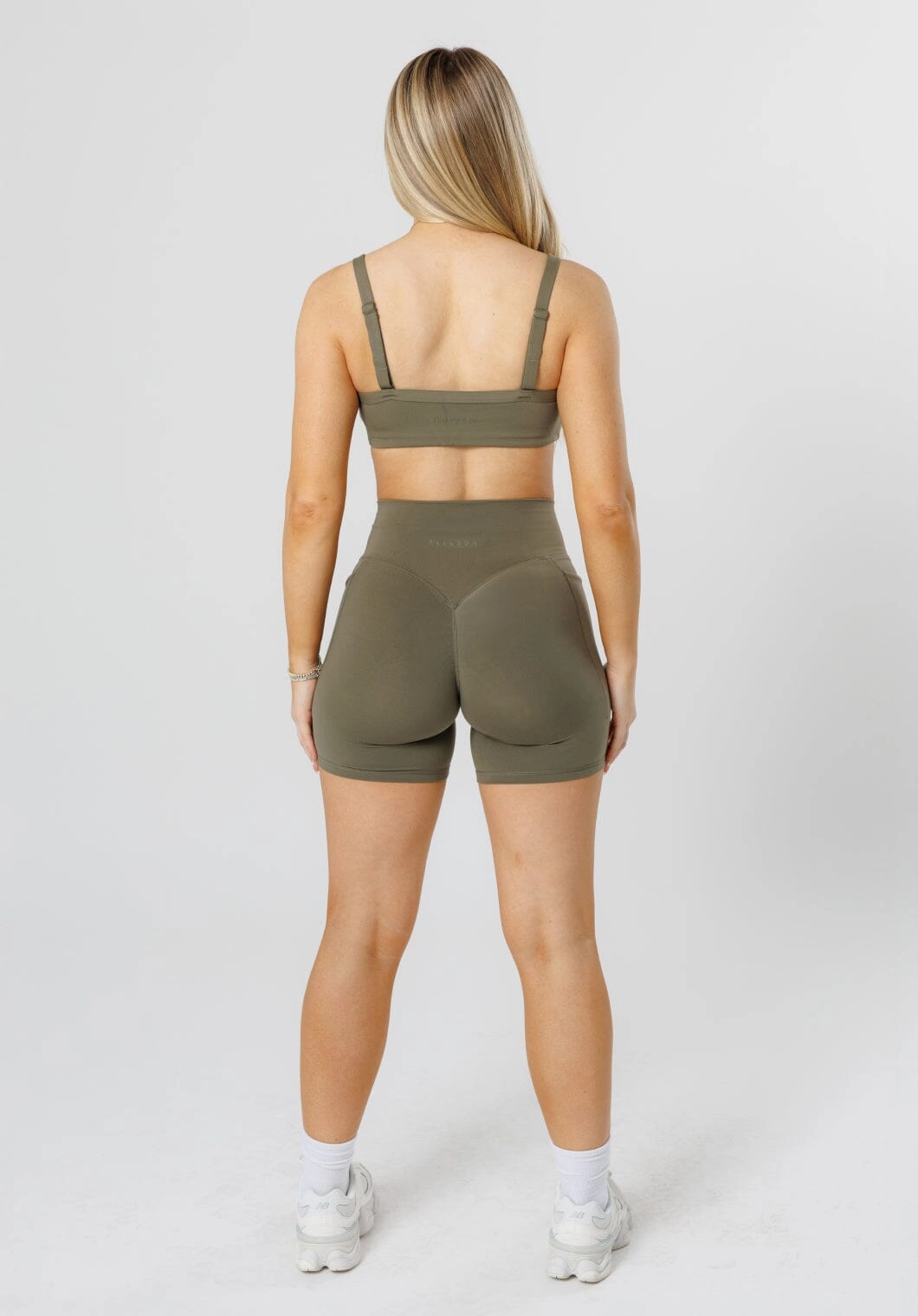 Reluna Empower Sculptseam?  Plus Pocket Short 6?? Everglades color - fast