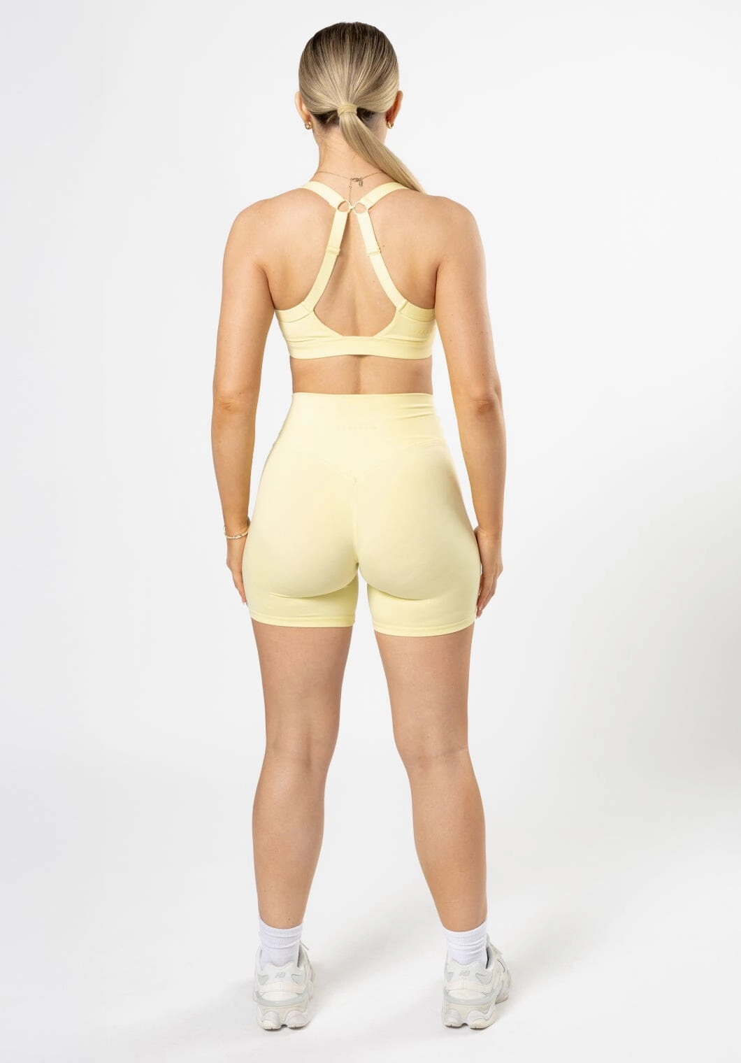 Reluna Original Sculptseam? Short 6" Daisy No Cling Performance Look