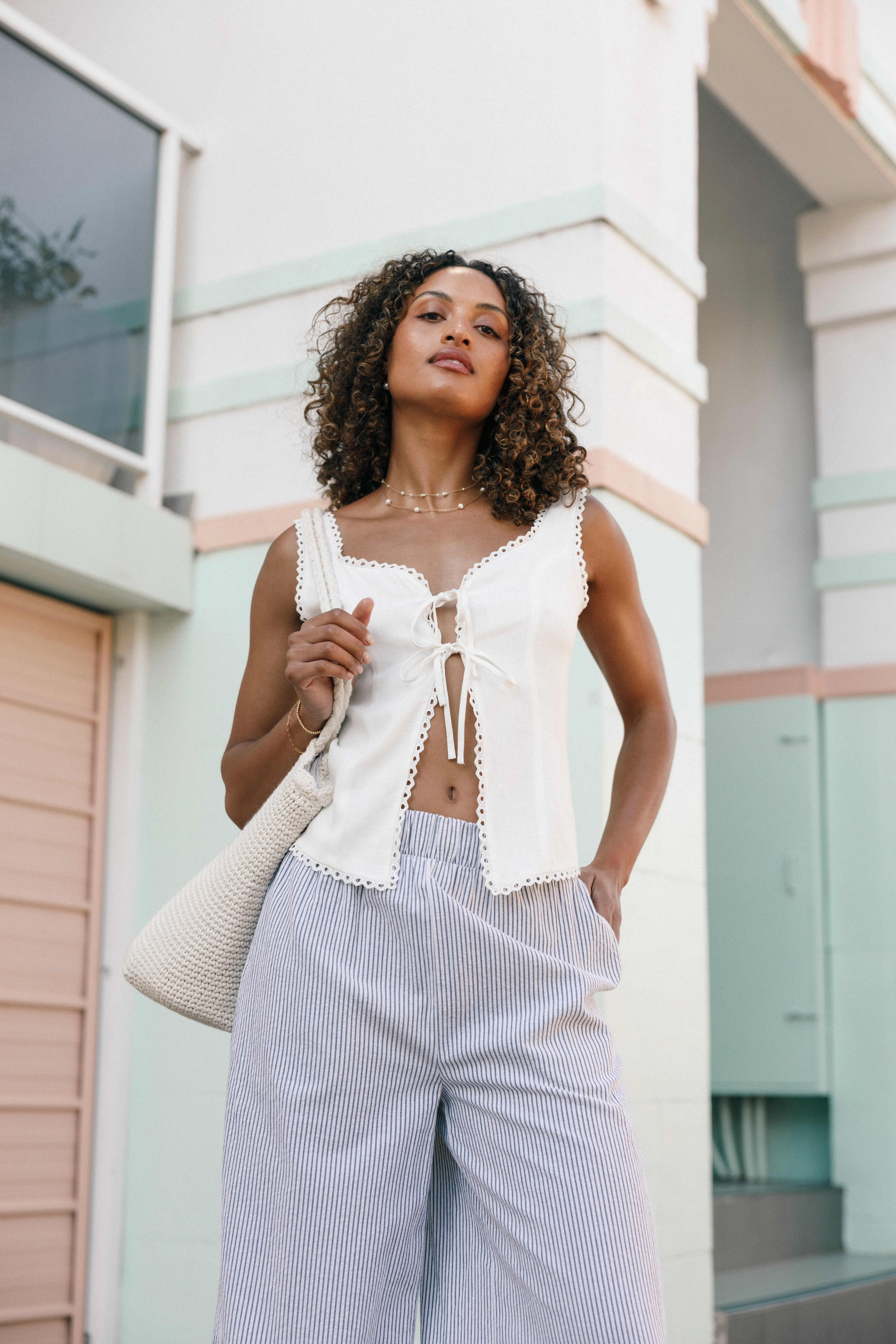 Essential Piece Lightweight Comfort Renn Top - White