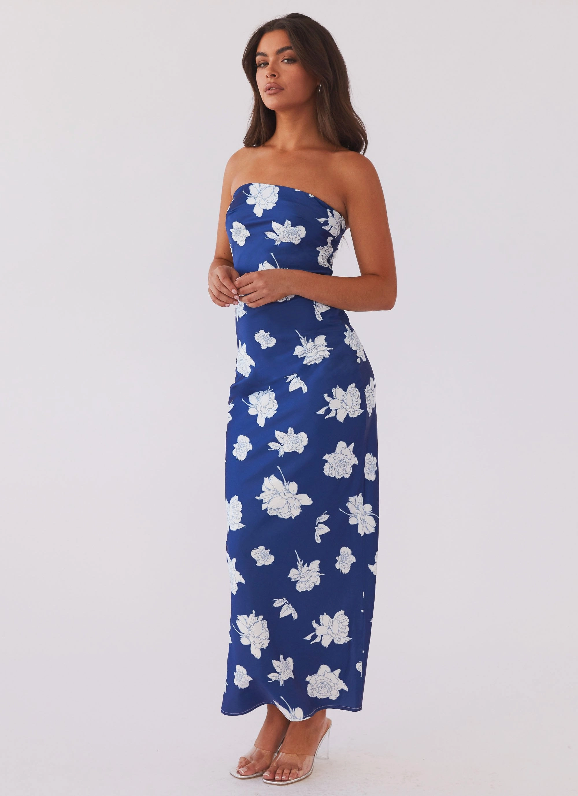 What I Want Maxi Dress - Navy Flora Smart Waist Design