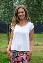 Adaptable Salaam Solid Cora Tee | Marine Cozy and Relaxed