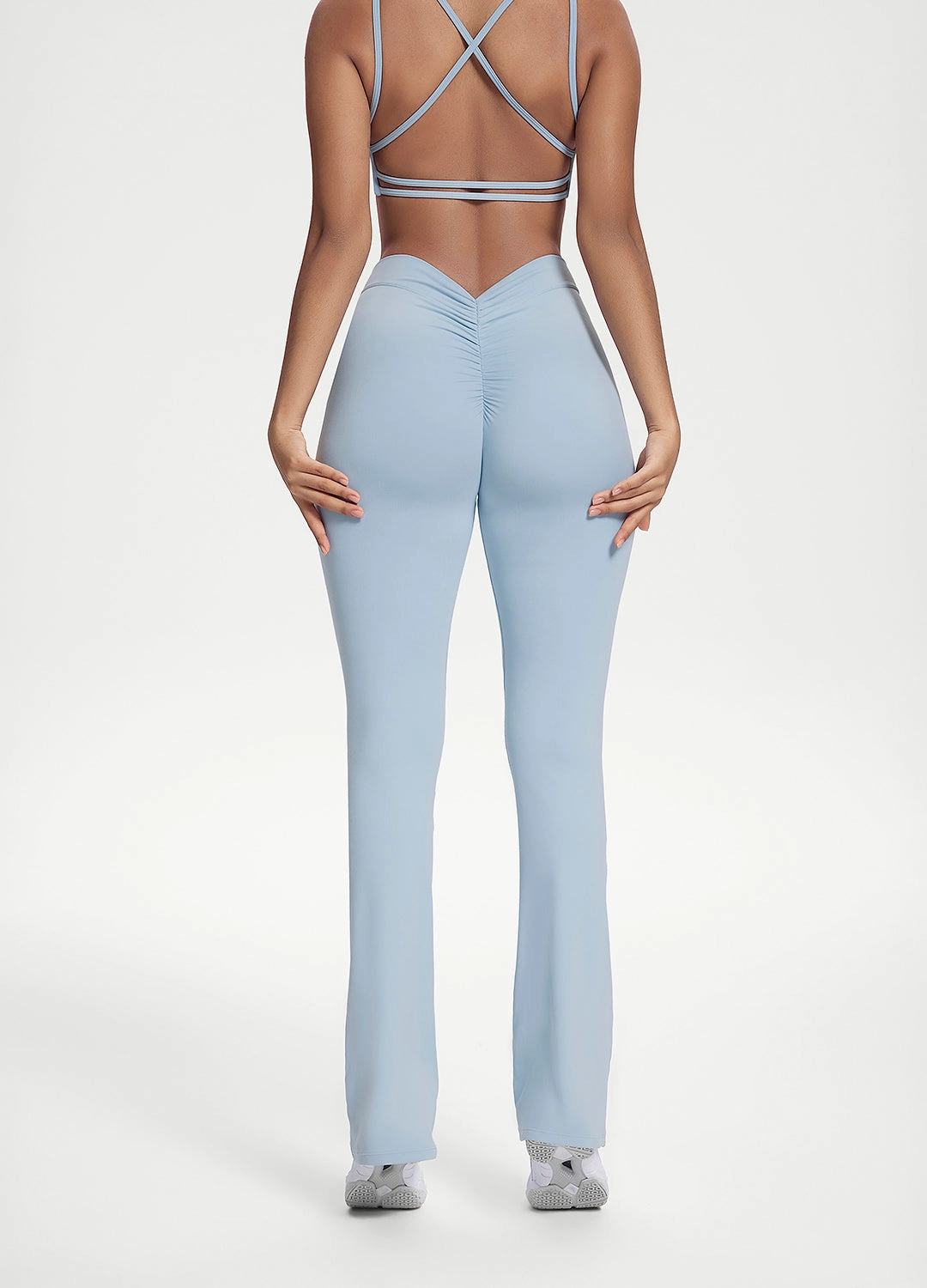 Lightweight Fit Scrunch Back Flared Leggings