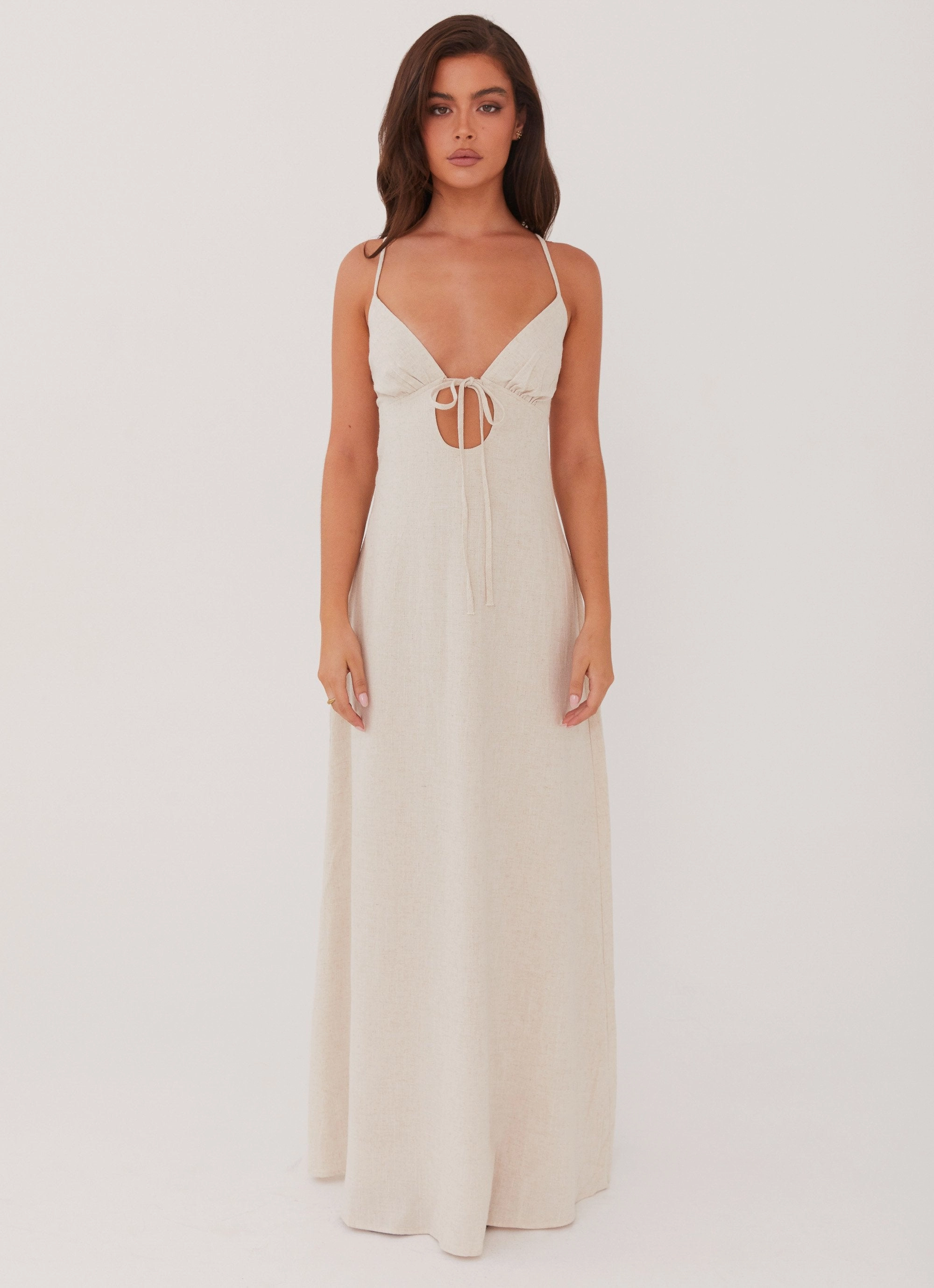 Comfy and Cozy travel mode Flora Linen Maxi Dress - Oatmeal