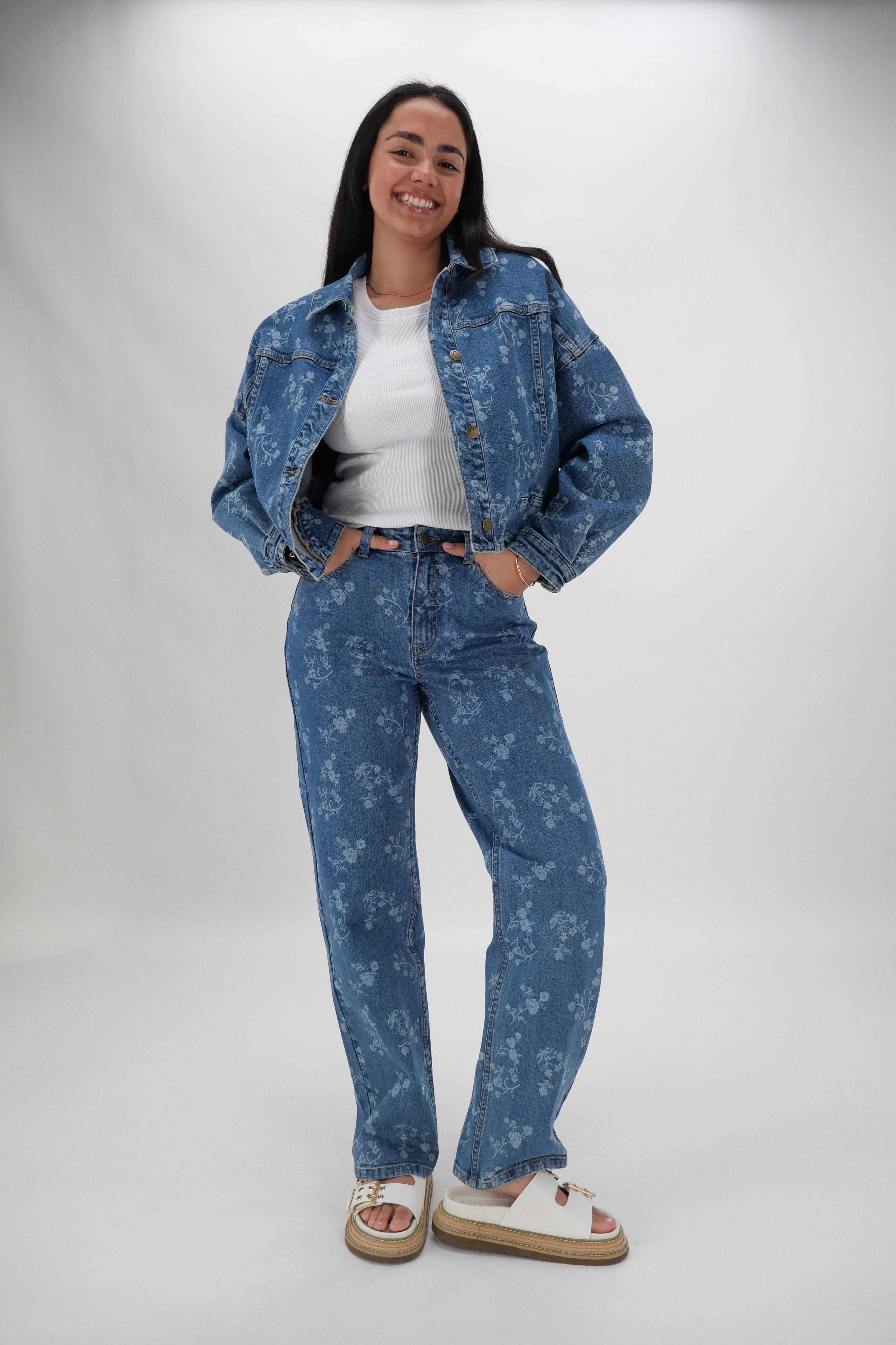 Comfort Flex Fit Temperature Balancing Layer Shine On Label Everlasting Cropped Denim Jacket Dark Indigo Floral Print