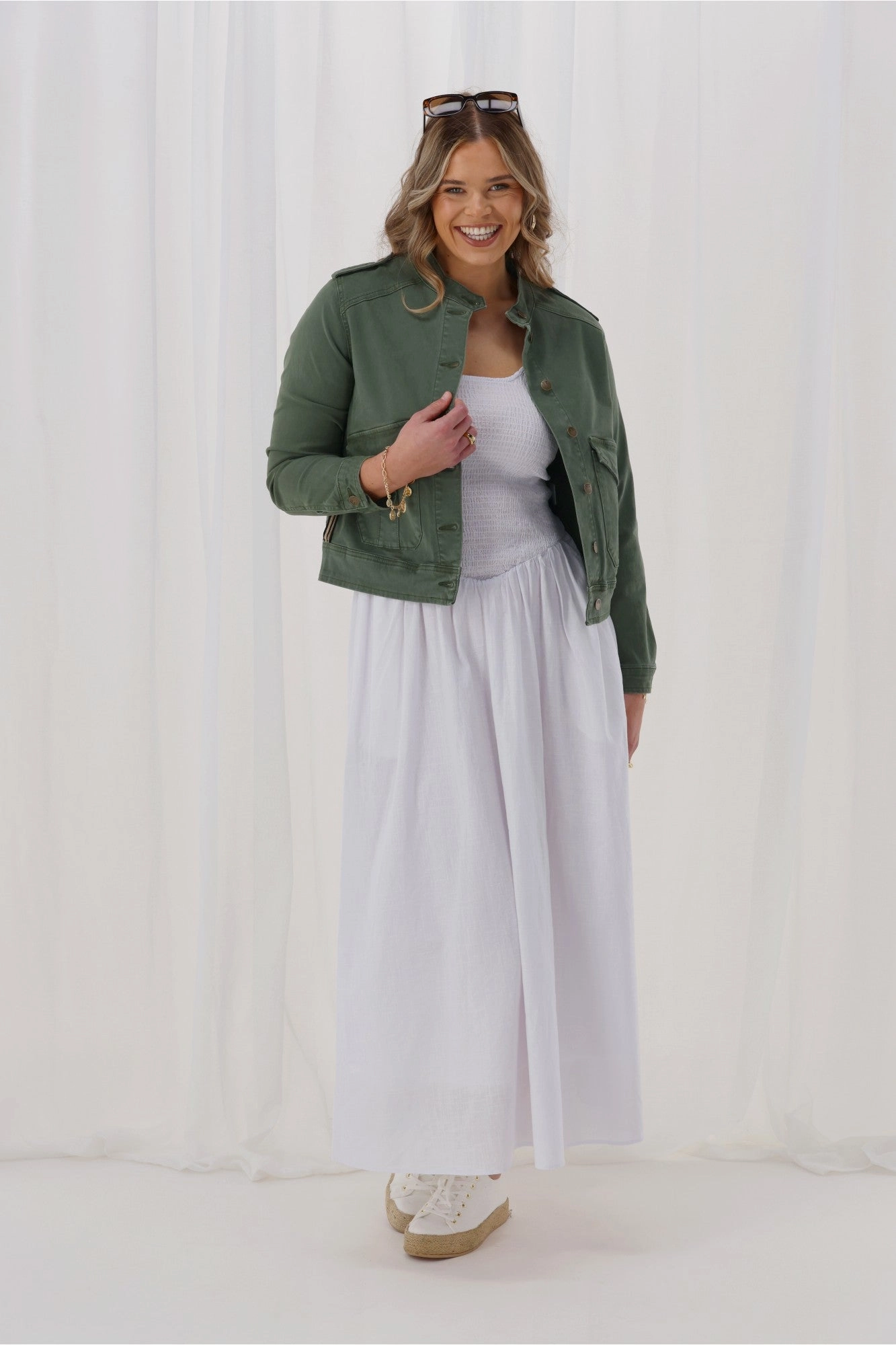 Hooded Versatile Design Shine On Label Willa Epaulette Jacket Khaki