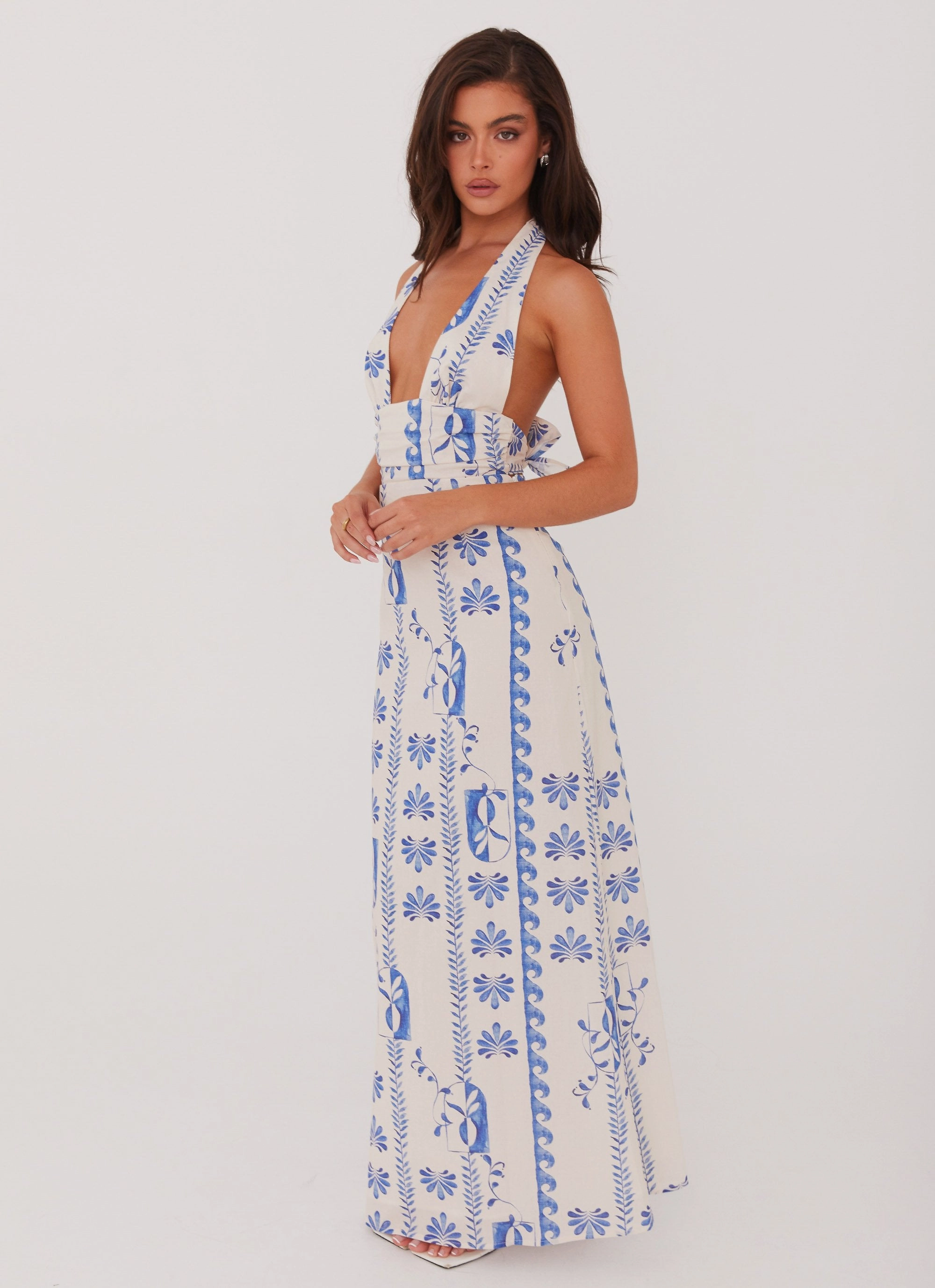 Refined Vibe Flattering and Chic Sky Linen Maxi Dress - Floral Wave