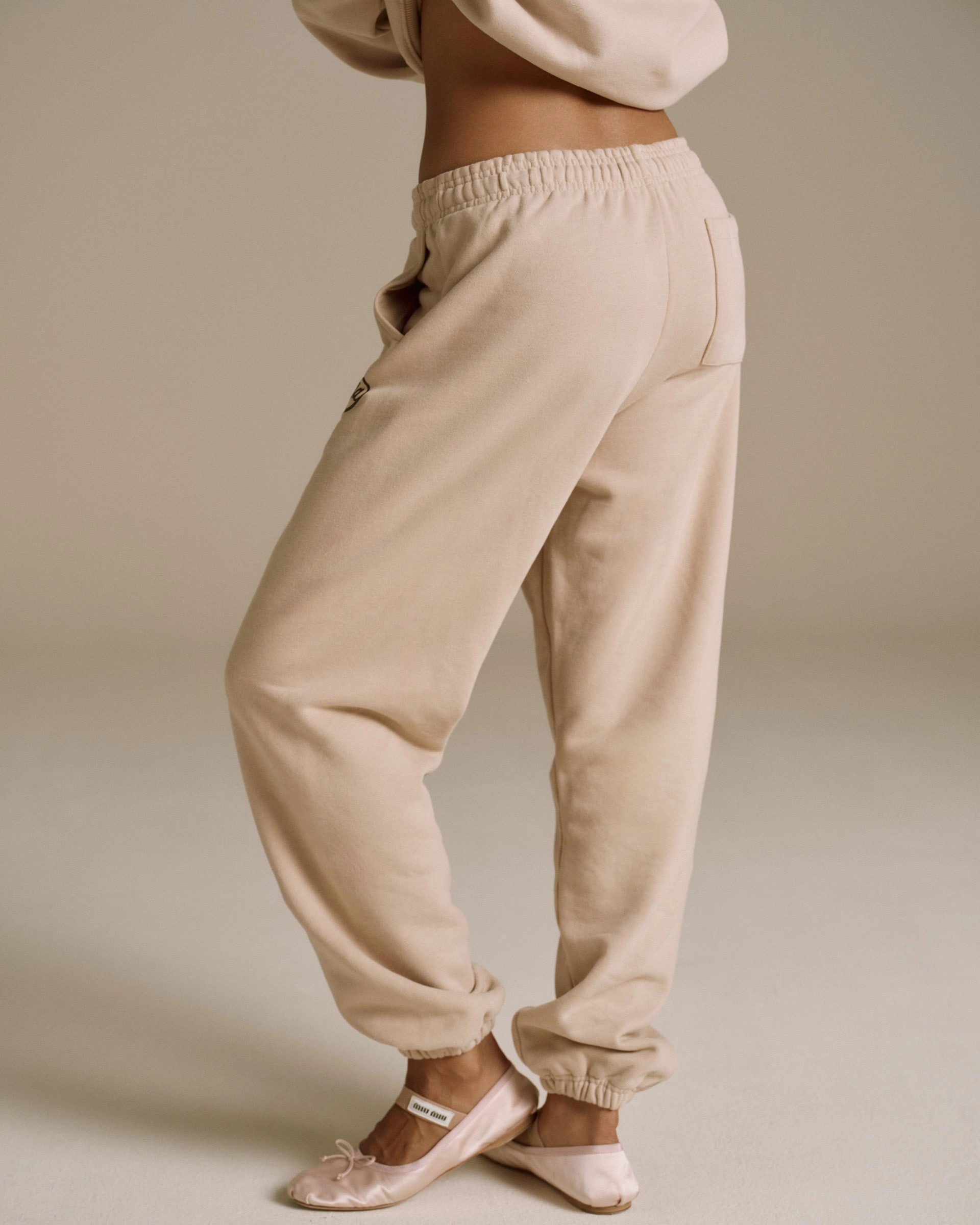 Perfect Movement Casual Movement Signature Sweatpants - Almond