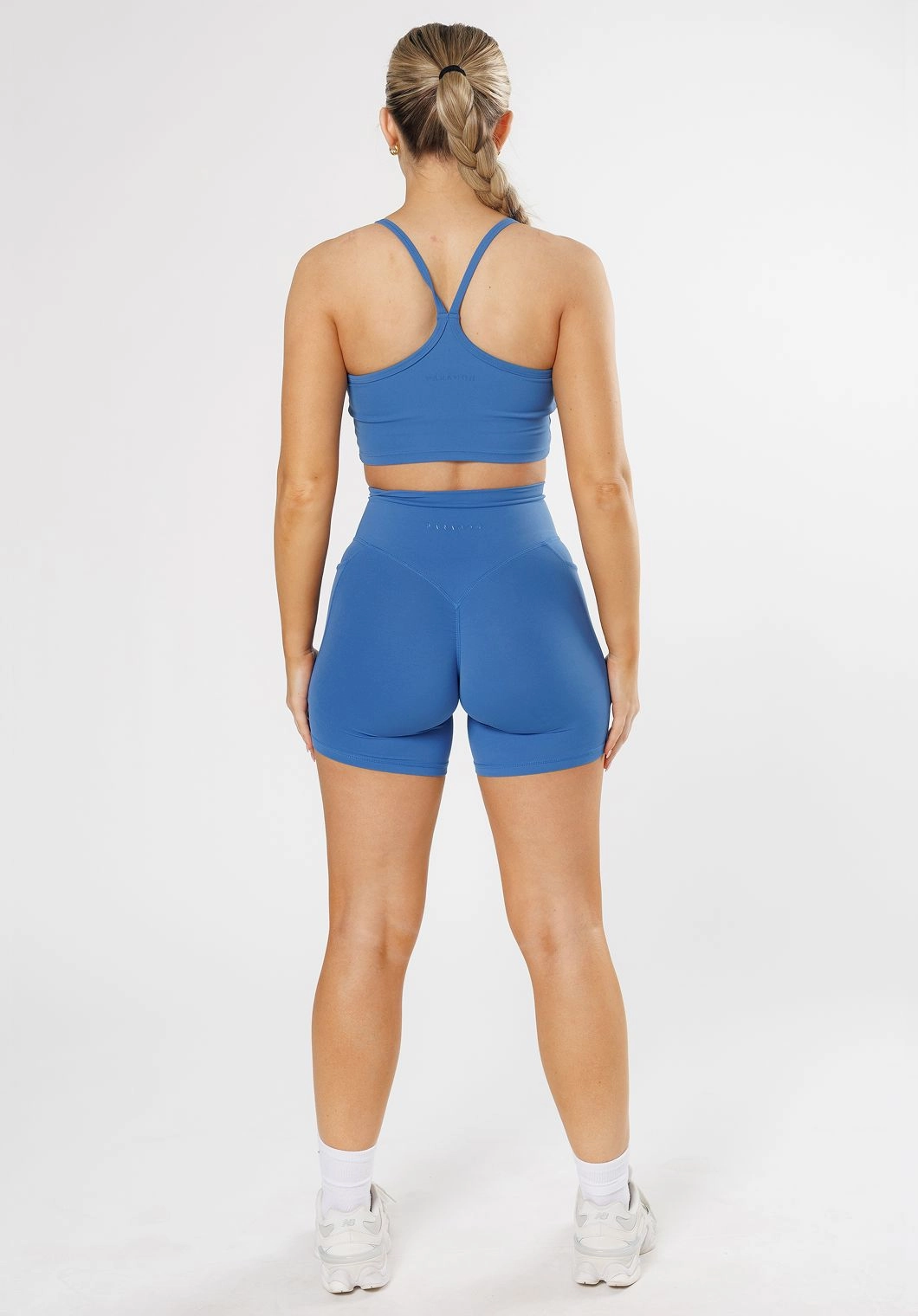 Chill Look Anti Static Material RecStretch Empower Sculptseam?  Plus Pocket Short 6?? Abyss