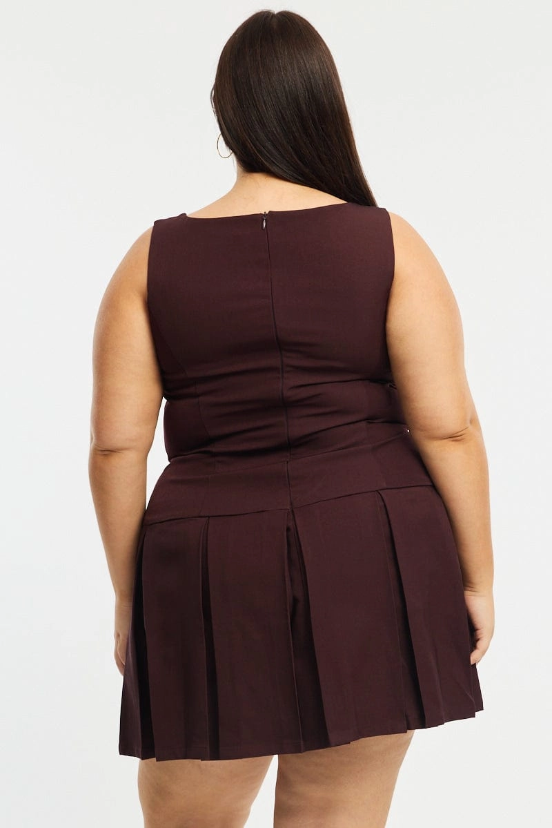 Brown Low Waist Dress Sleeveless Golden Button Flattering Lines