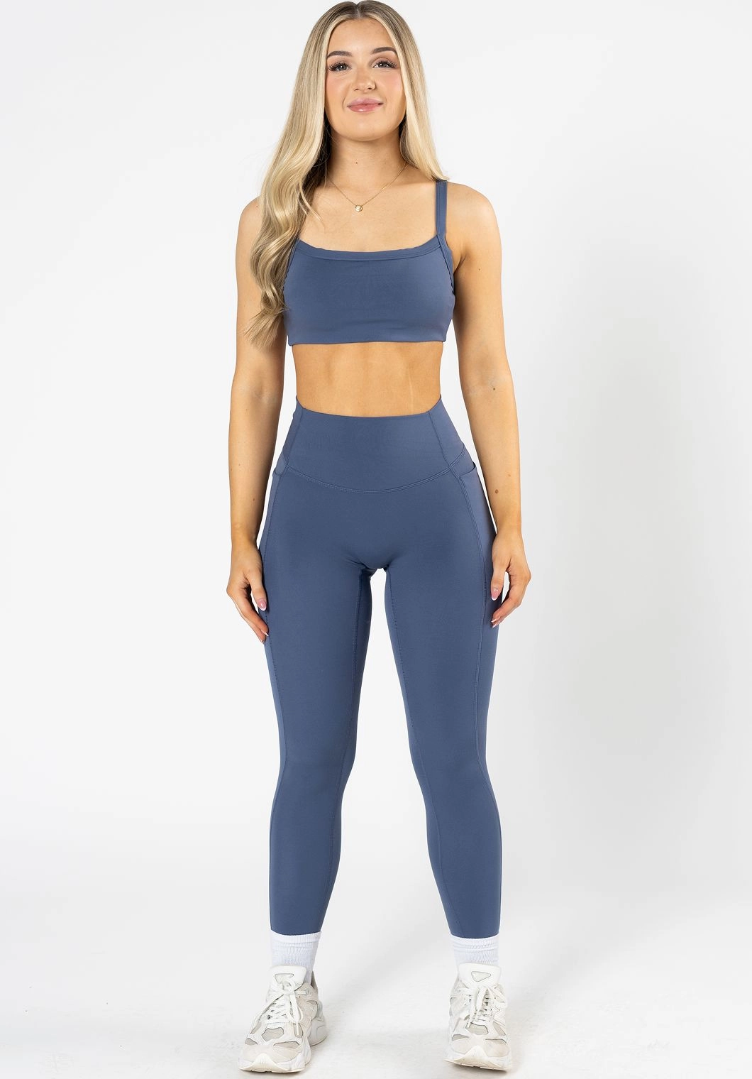 Weightless Compression Sporty Fit Wear Reluna?  Empower Sculptseam? Pocket Legging Vintage Indigo