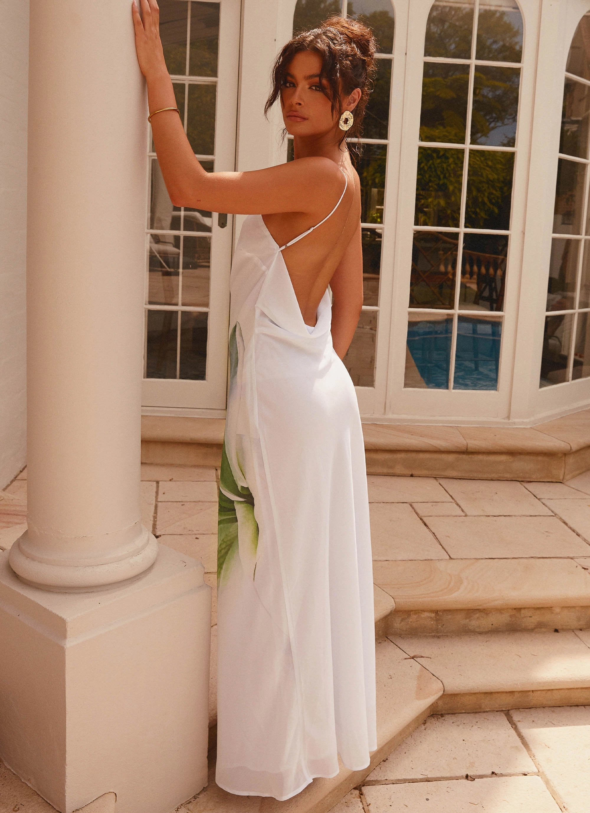 Smart Silhouette Modern Waist Blossom Hearts Maxi Dress - Dahlia Ash