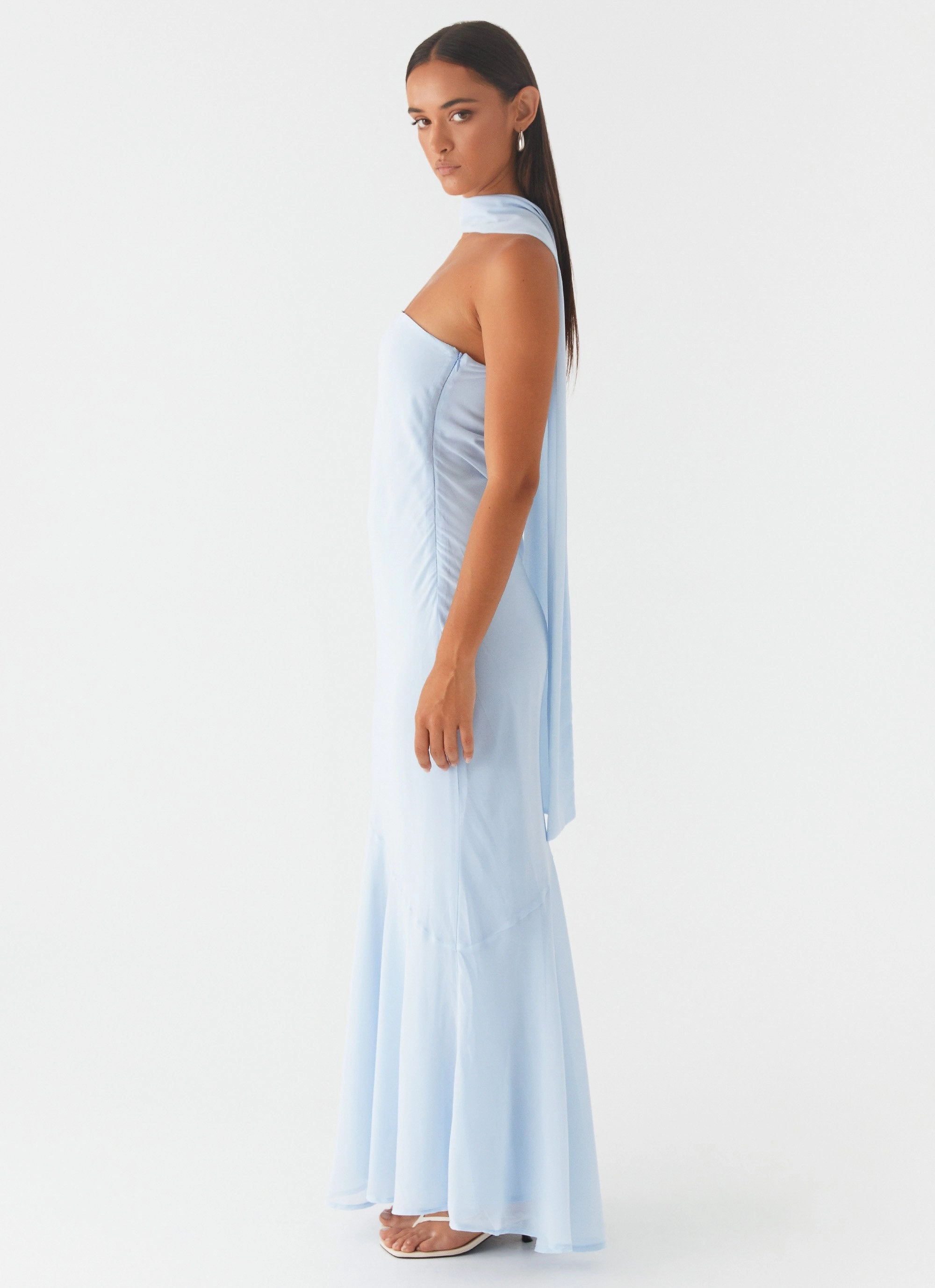 Easy-to-style casual dress Perfect Proportion Under The Pagoda Maxi Dress - Blue