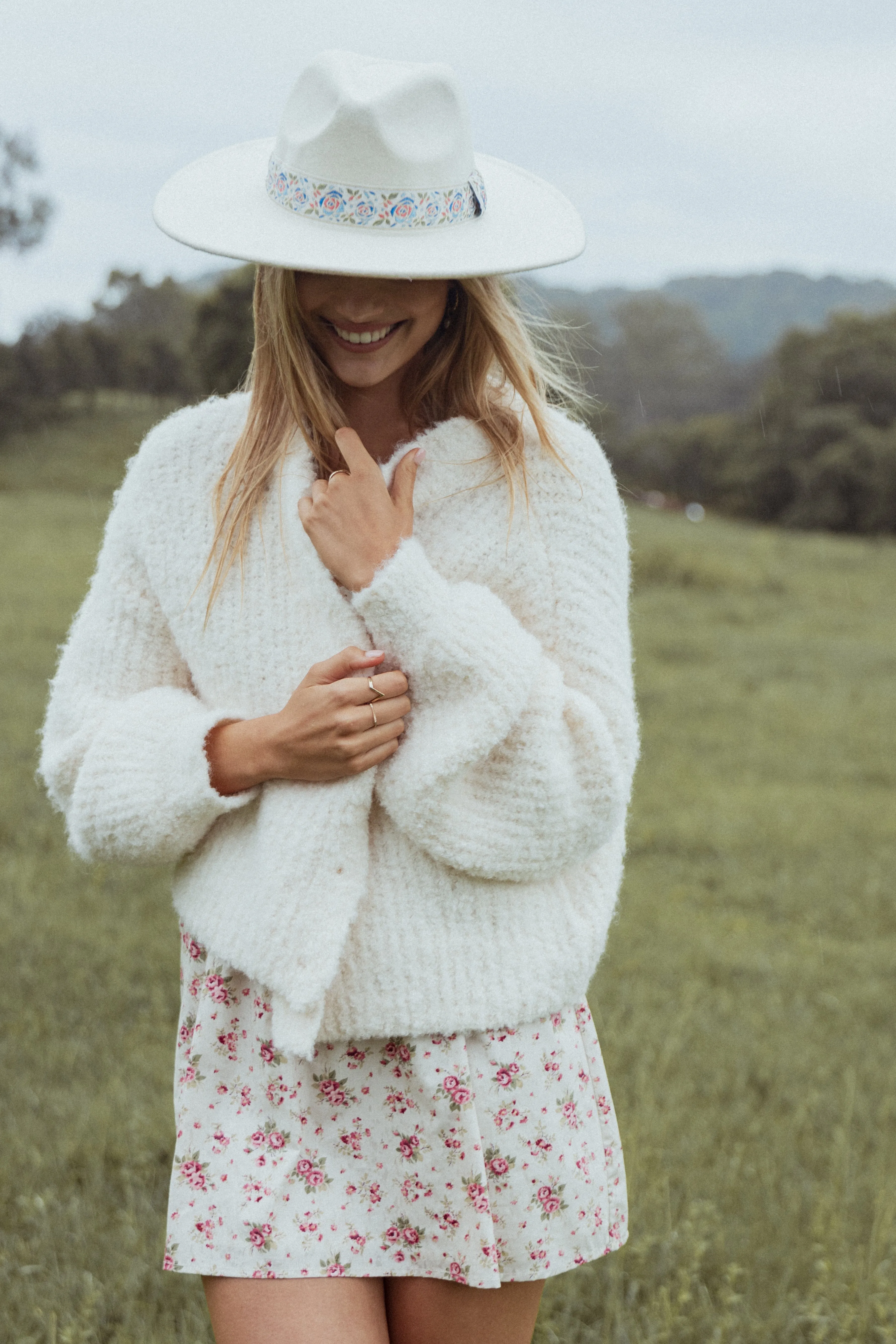 Albertine Cardigan - White HeatTrapping Fibers ReverseCoil Zipper