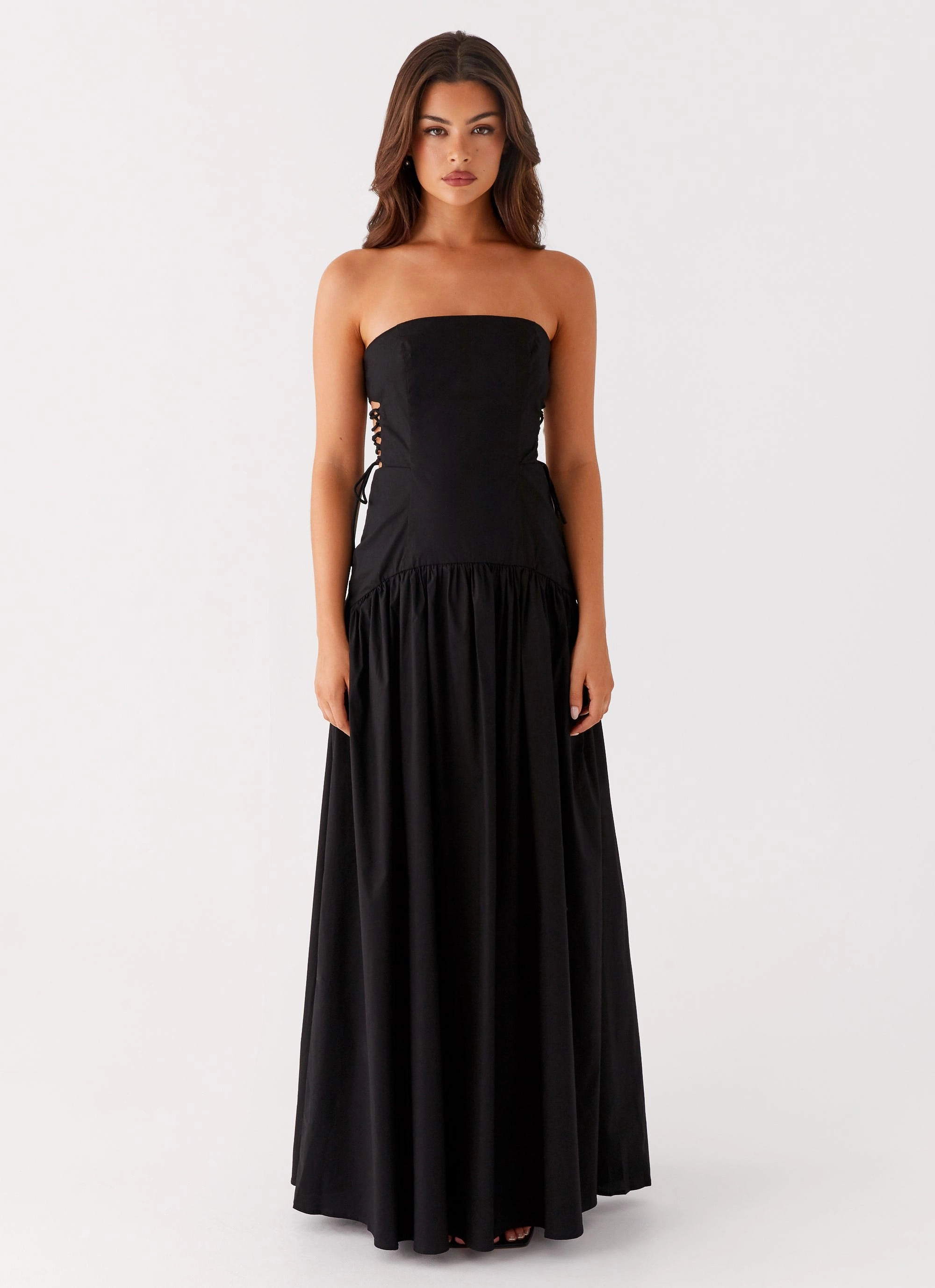Conagh Maxi Dress - Black Relax Form