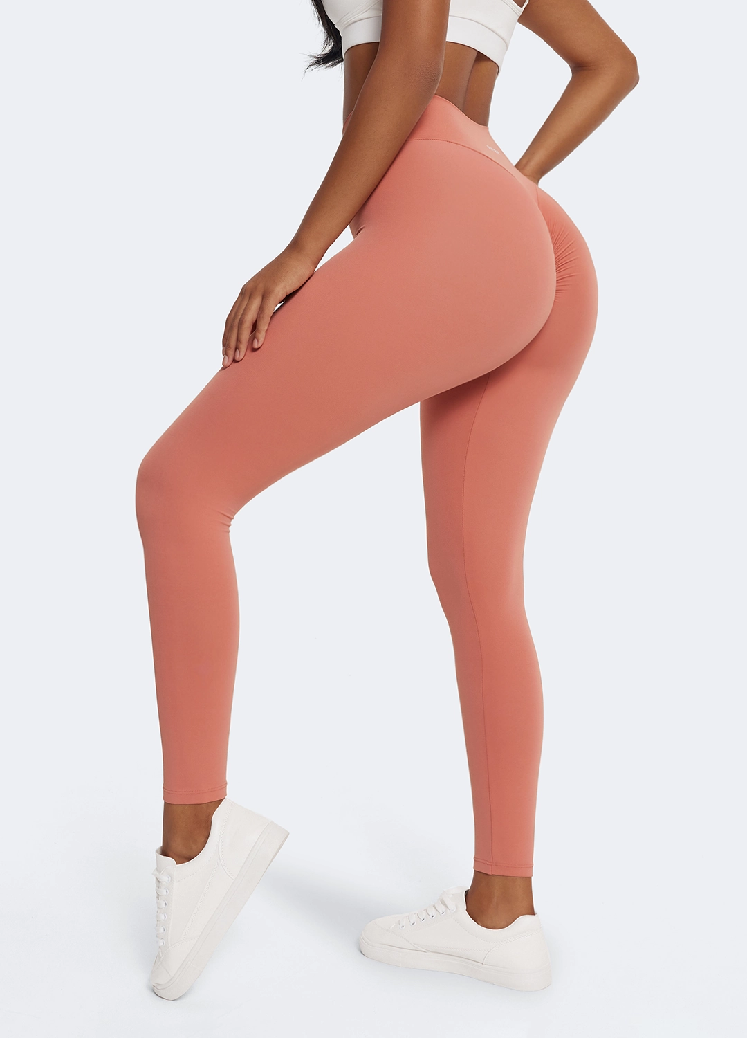 Chic and Soft Fit V-Seam Leggings with Push Up