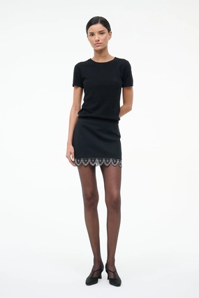 TIARA SKIRT | BLACK Pleated design