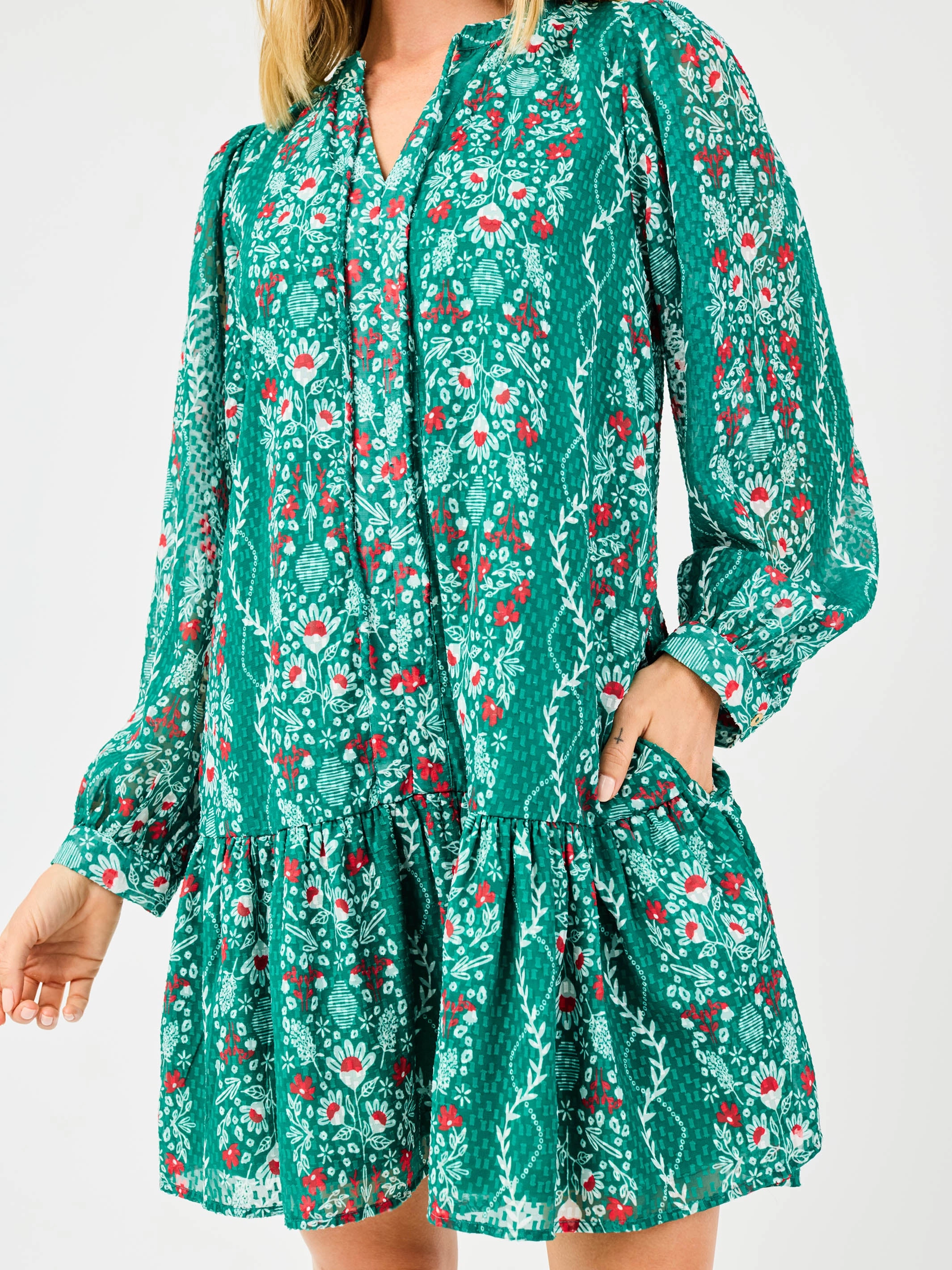 Elegant Layers Comfortable outdoor wear Natasha Dress | Ivy Lane Green