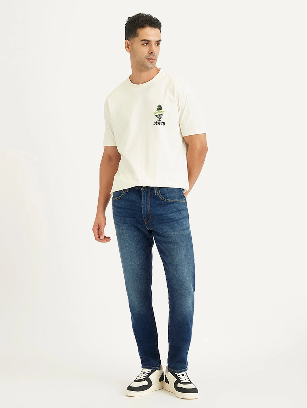 Men's 512 Blue Slim Tapered Fit Mid Rise Jeans Effortless Look