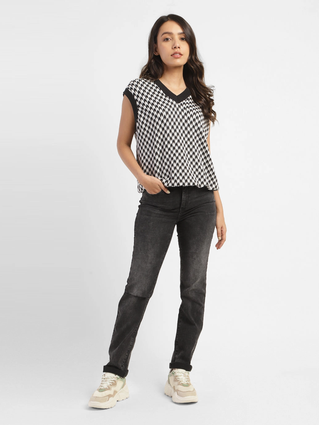 Zip Fly Closure Women's 312 Black Straight Fit Mid Rise Jeans