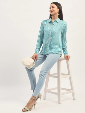 Traveler Gear Winter Warmth Smooth Practical Comfort Madame Skinny Fit Raw Hem Cotton Ice Blue Denim