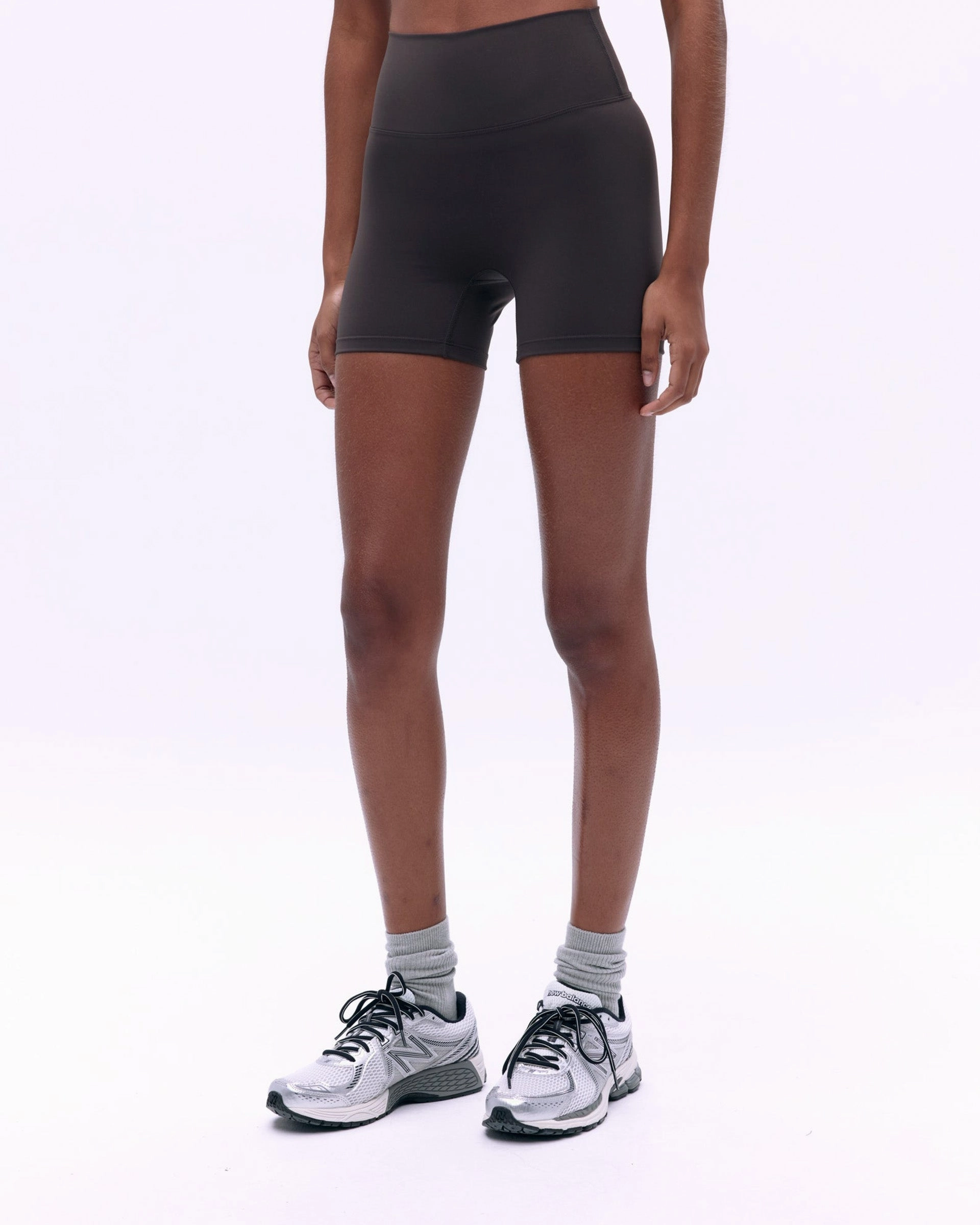 Soft Inner Lining Ultimate Ultra Crop Short - Coffee Bean