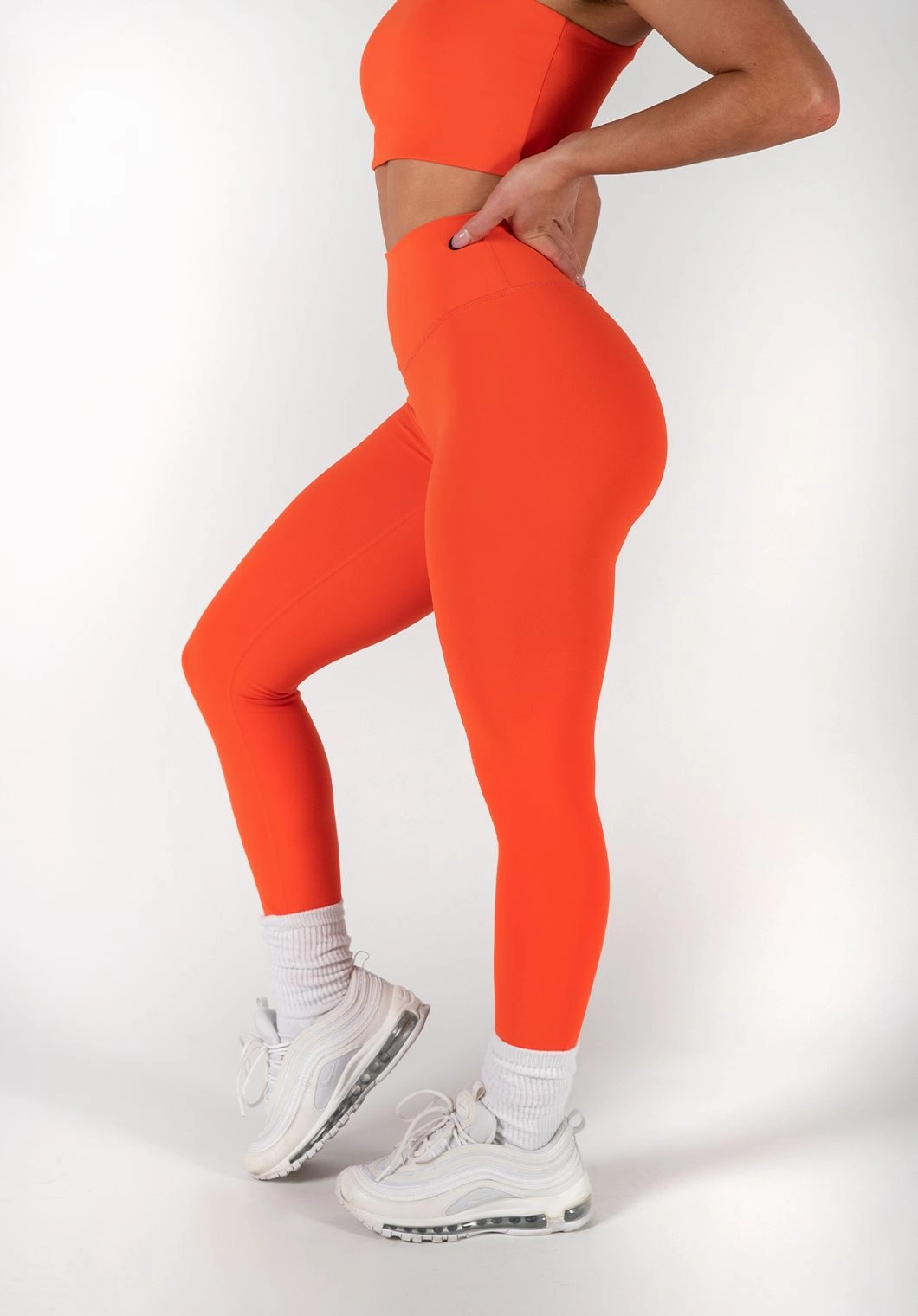 UltraLux Curve Contour Sculptseam? Legging Poppy Fit and Comfort
